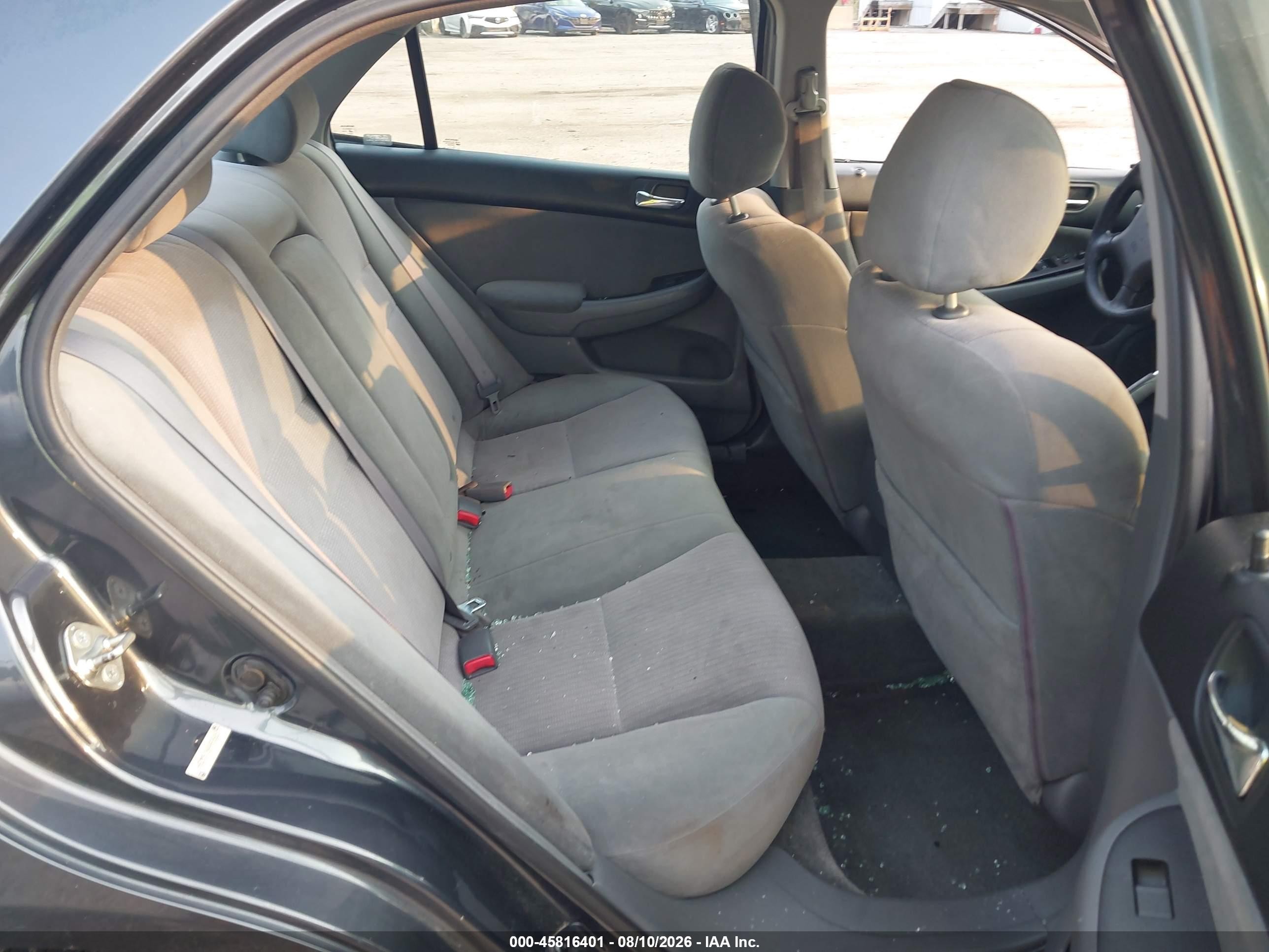 2004 Honda Accord 2.4 Lx Серый vin: 1HGCM56394A068685