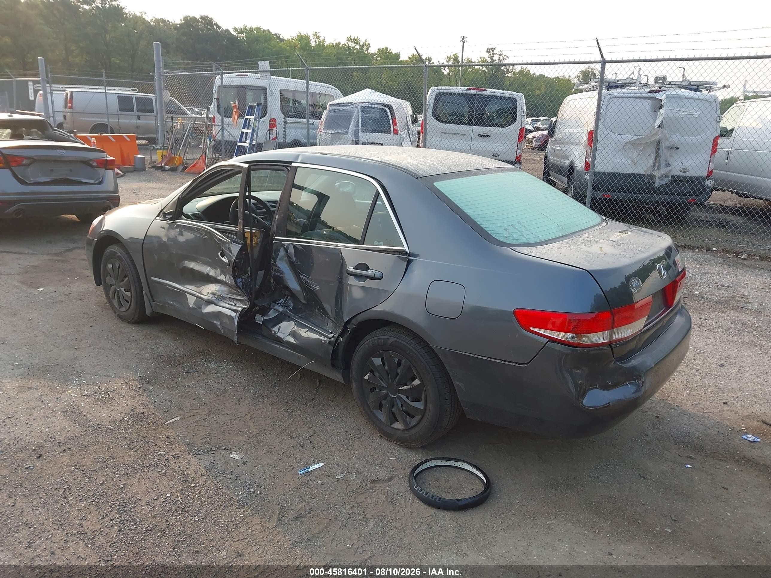2004 Honda Accord 2.4 Lx Серый vin: 1HGCM56394A068685