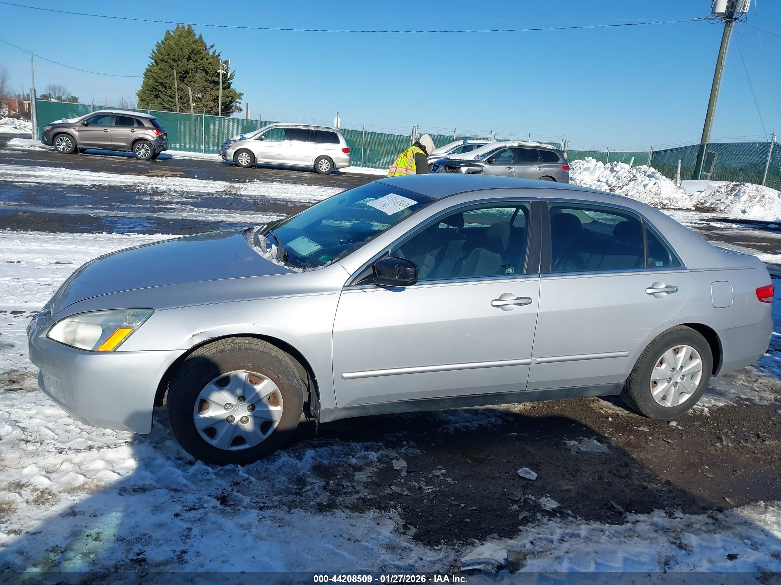 2004 Honda Accord 2.4 Lx Silver vin: 1HGCM56394A165191