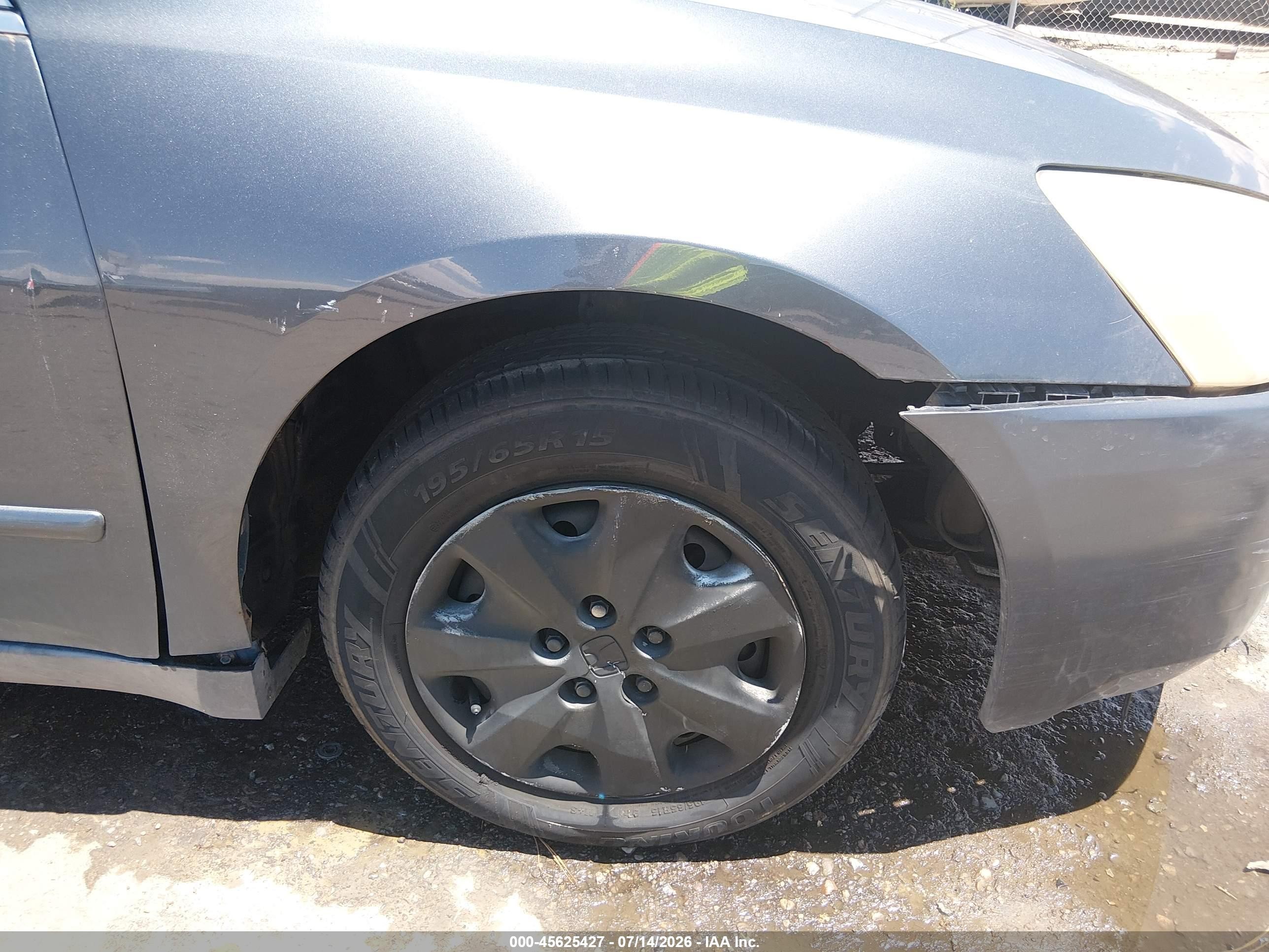 2004 Honda Accord 2.4 Lx Gray vin: 1HGCM56394A172013