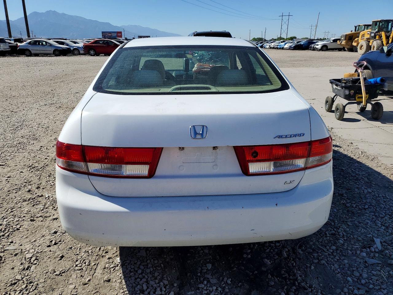 2004 Honda Accord Lx White vin: 1HGCM56394A179561