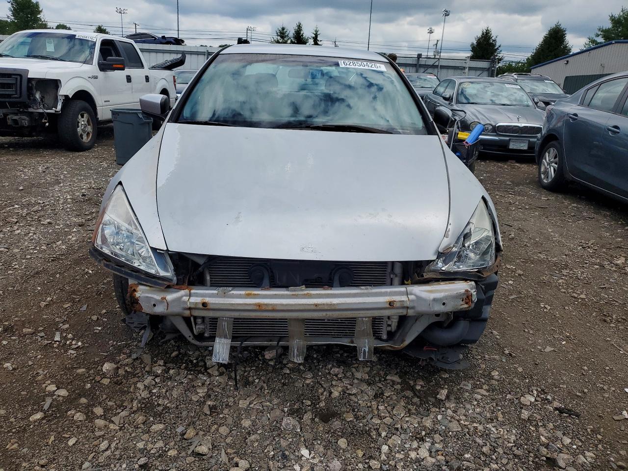 2003 Honda Accord Lx Silver vin: 1HGCM563X3A081038
