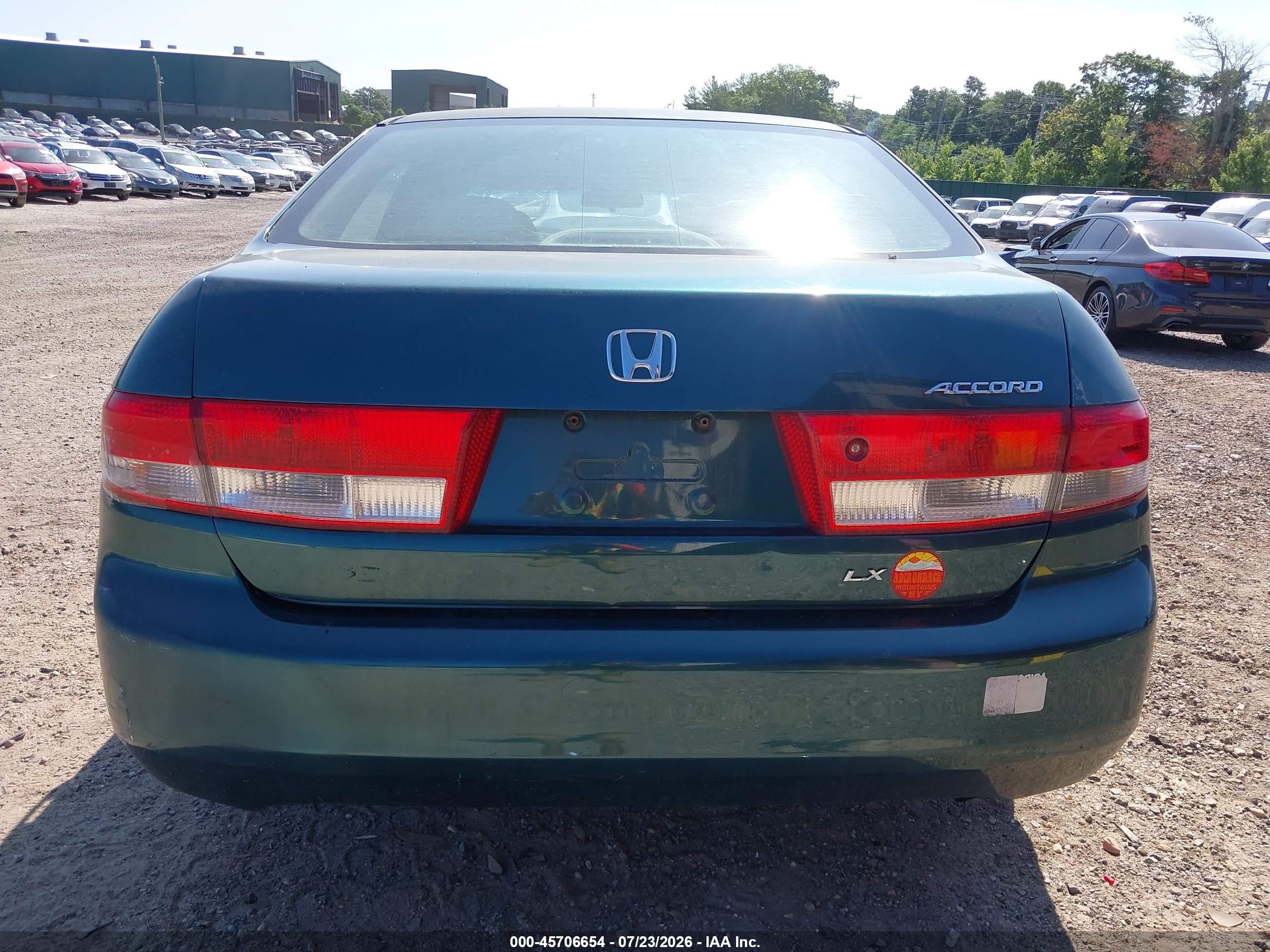 2003 Honda Accord Sdn Lx Зеленый vin: 1HGCM563X3A106391