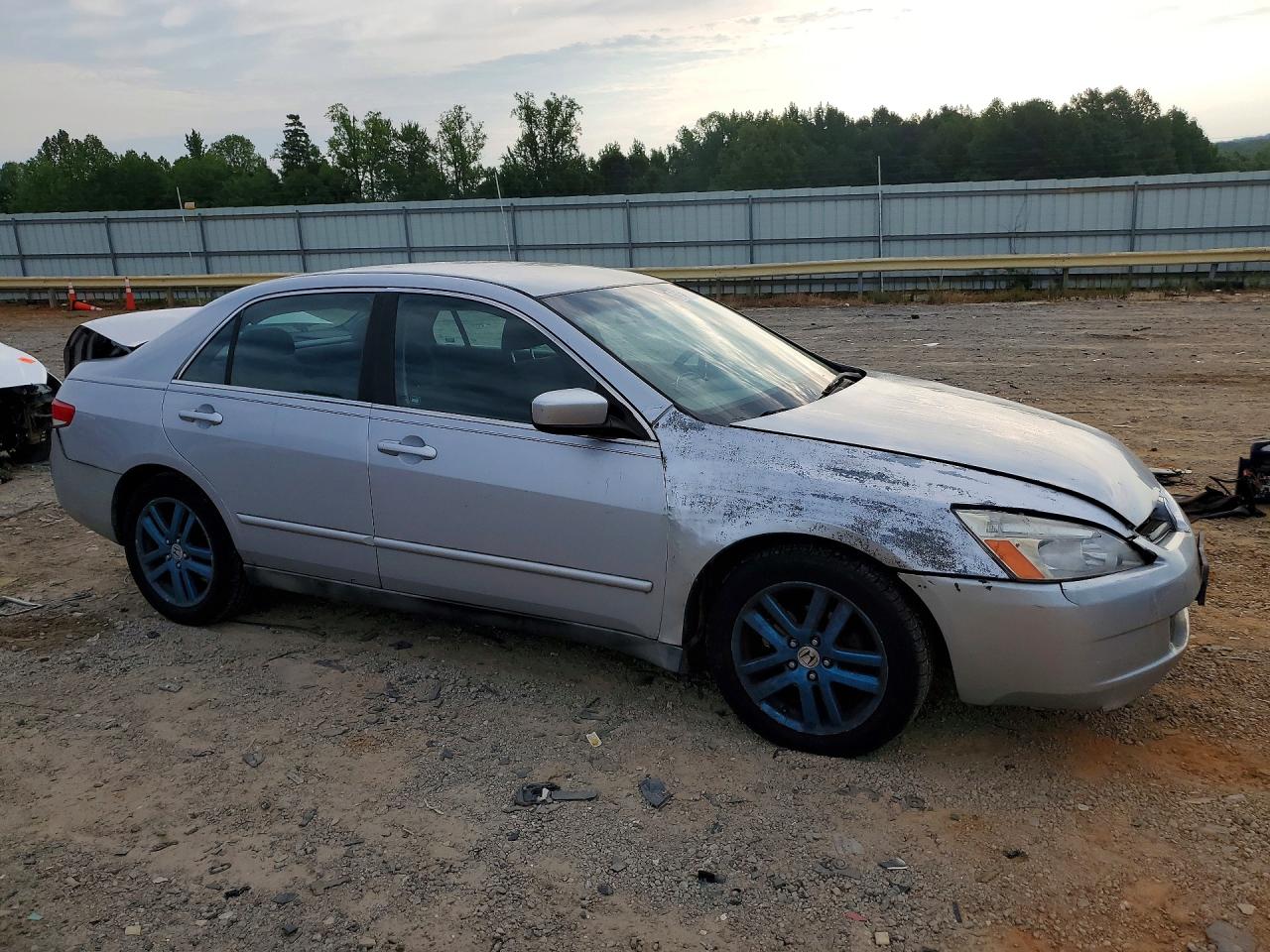 2004 Honda Accord Lx Silver vin: 1HGCM563X4A068503
