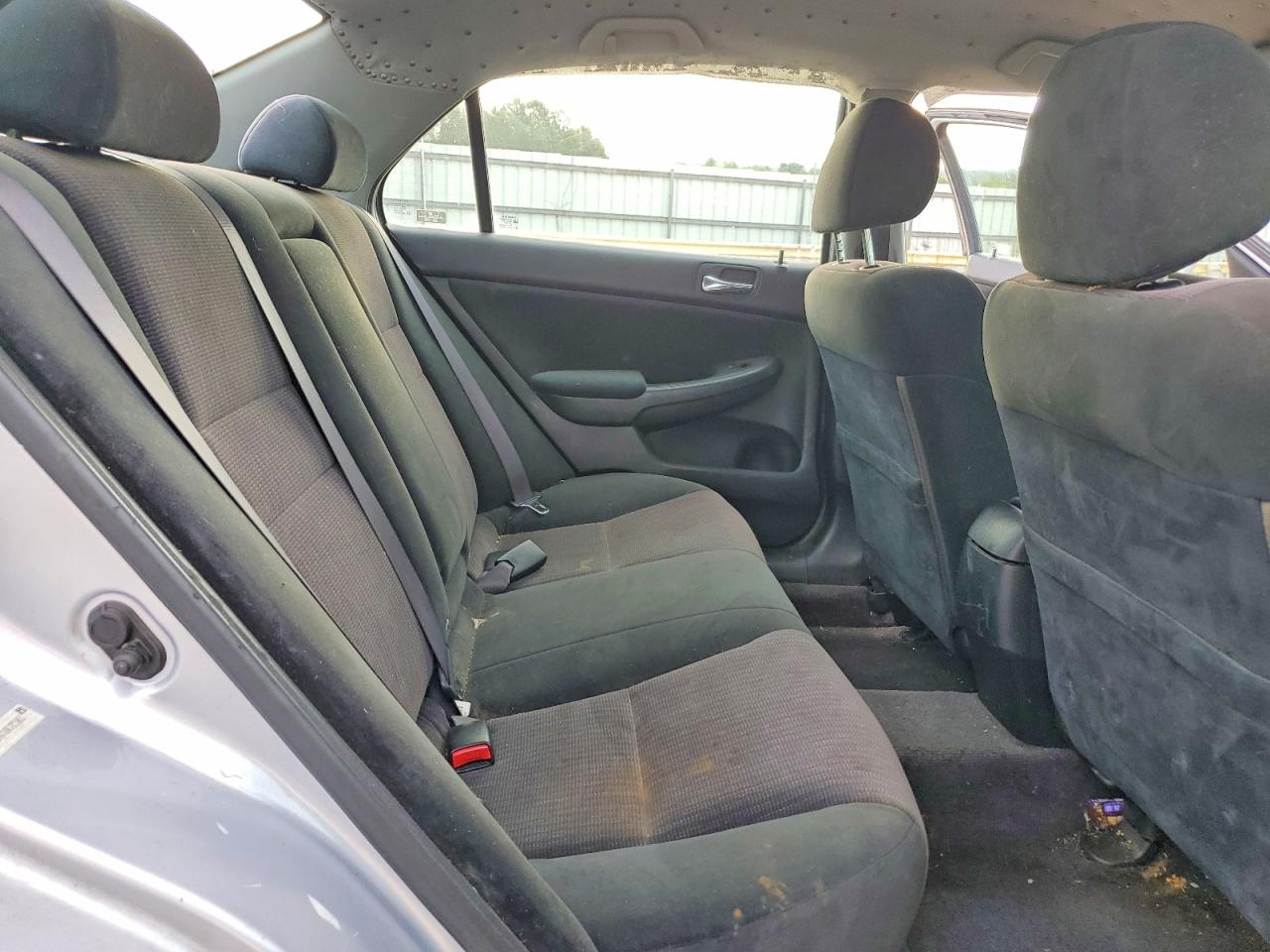 2004 Honda Accord Lx Silver vin: 1HGCM563X4A068503