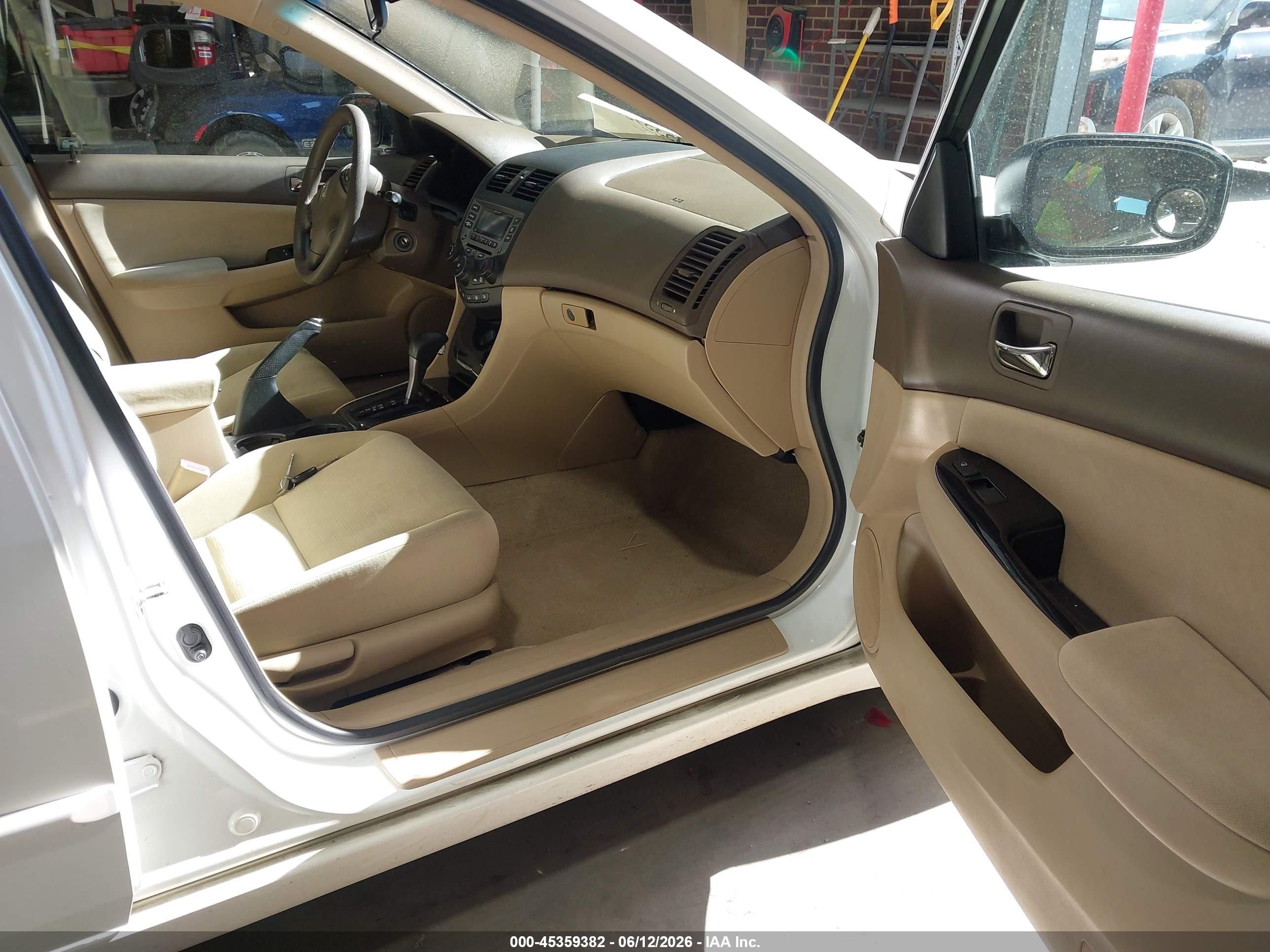 2006 Honda Accord 2.4 Se White vin: 1HGCM563X6A044737