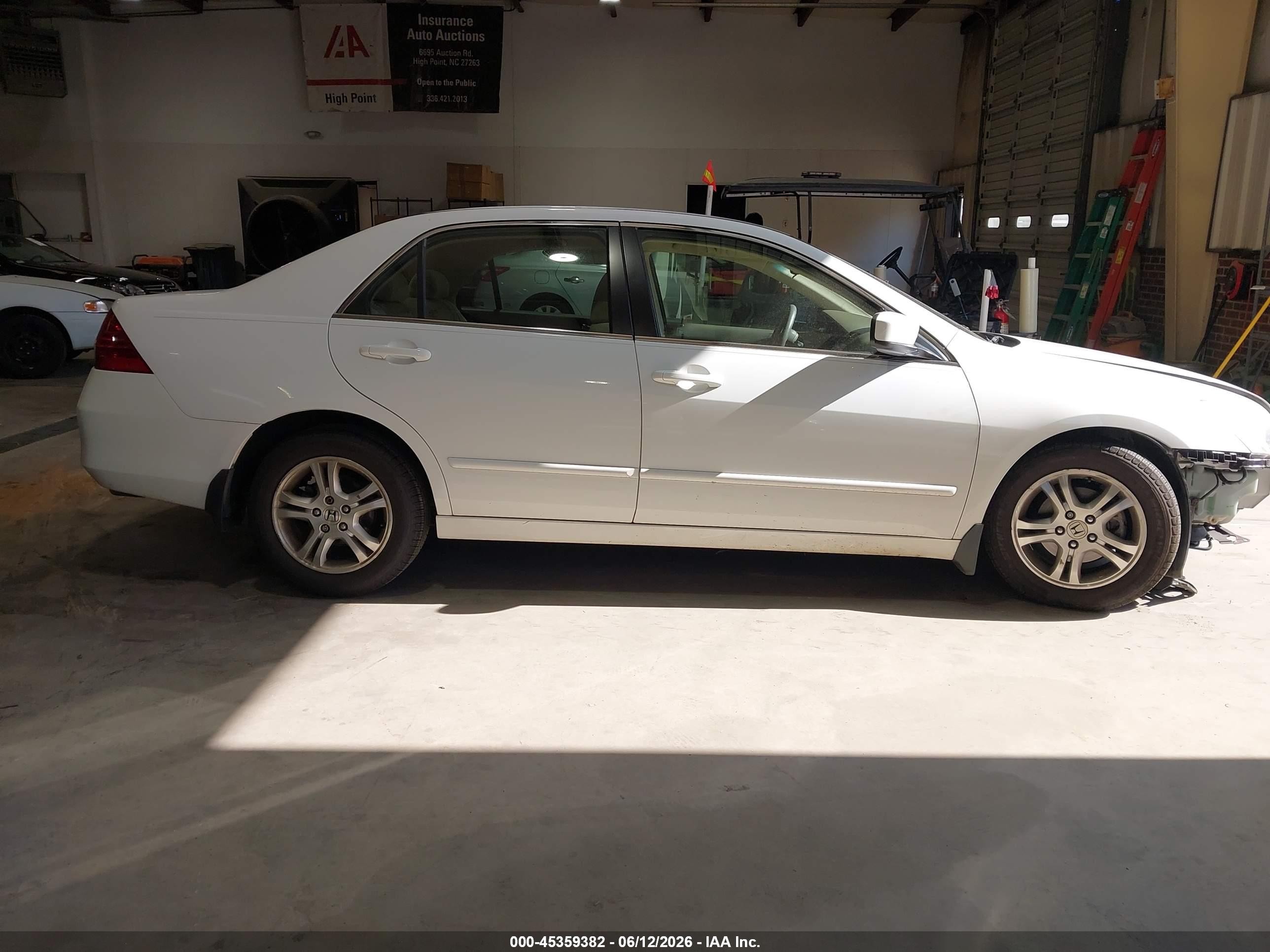 2006 Honda Accord 2.4 Se White vin: 1HGCM563X6A044737