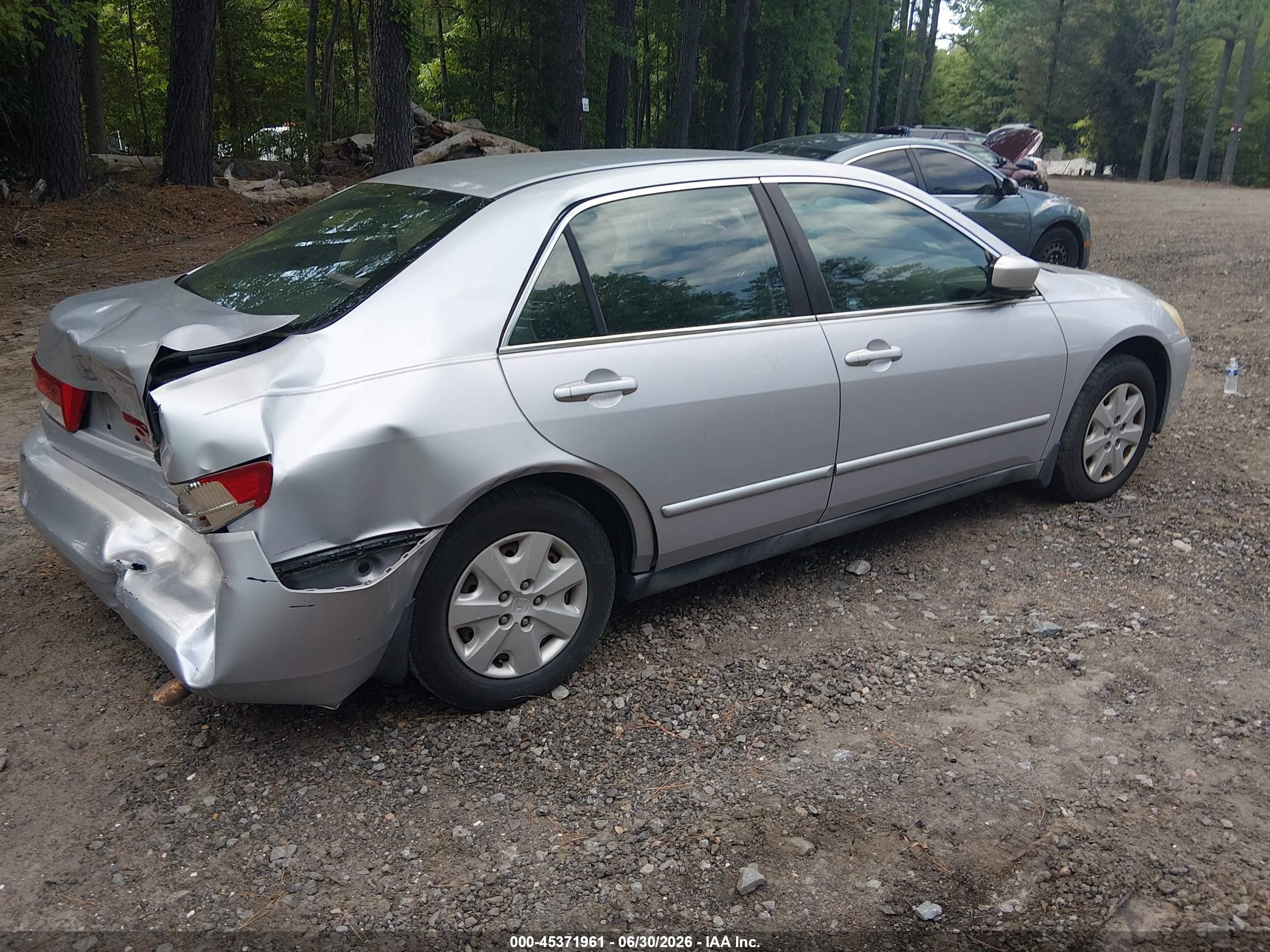 2004 Honda Accord 2.4 Lx Silver vin: 1HGCM56404A152998