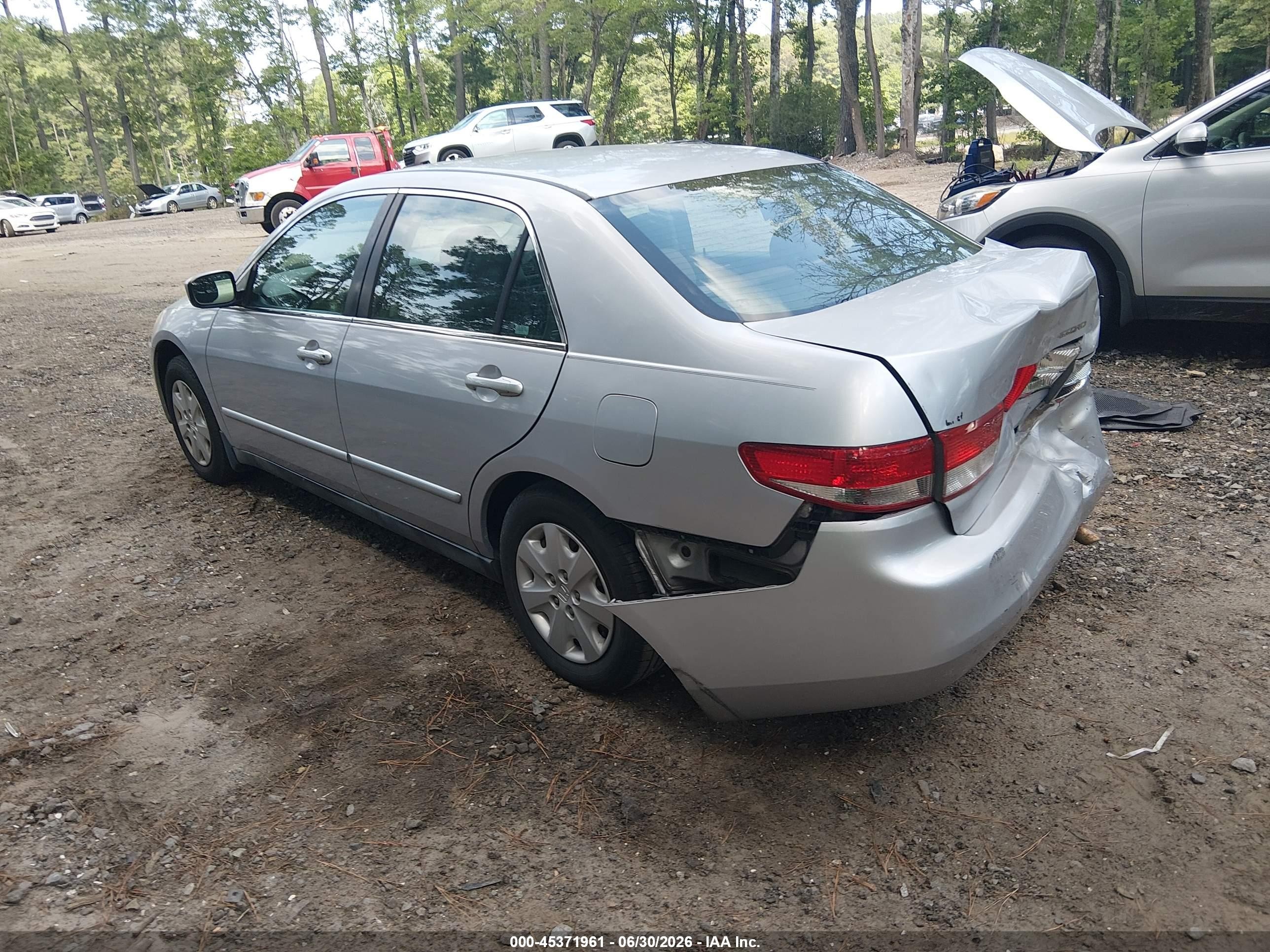 2004 Honda Accord 2.4 Lx Silver vin: 1HGCM56404A152998