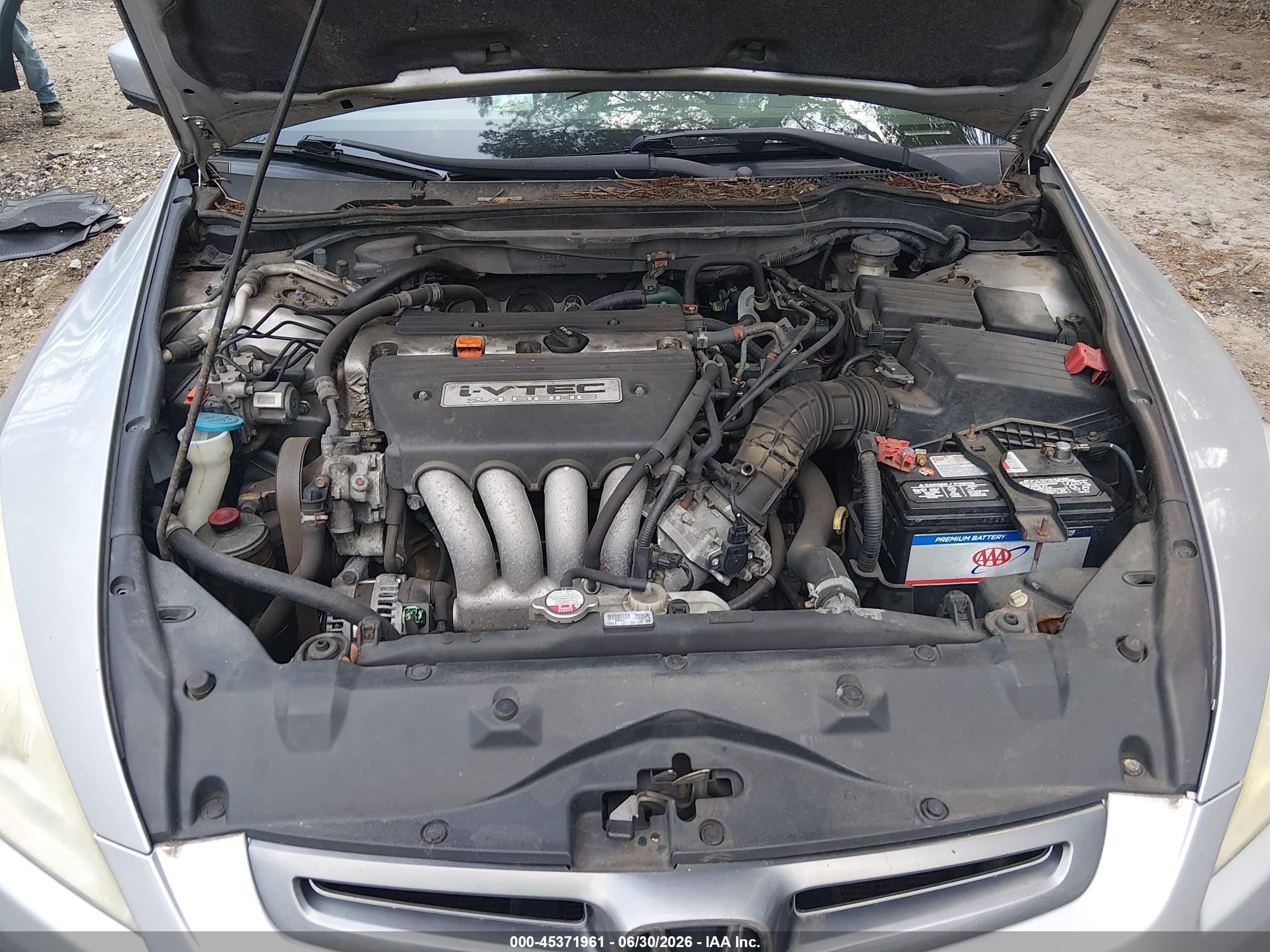 2004 Honda Accord 2.4 Lx Silver vin: 1HGCM56404A152998
