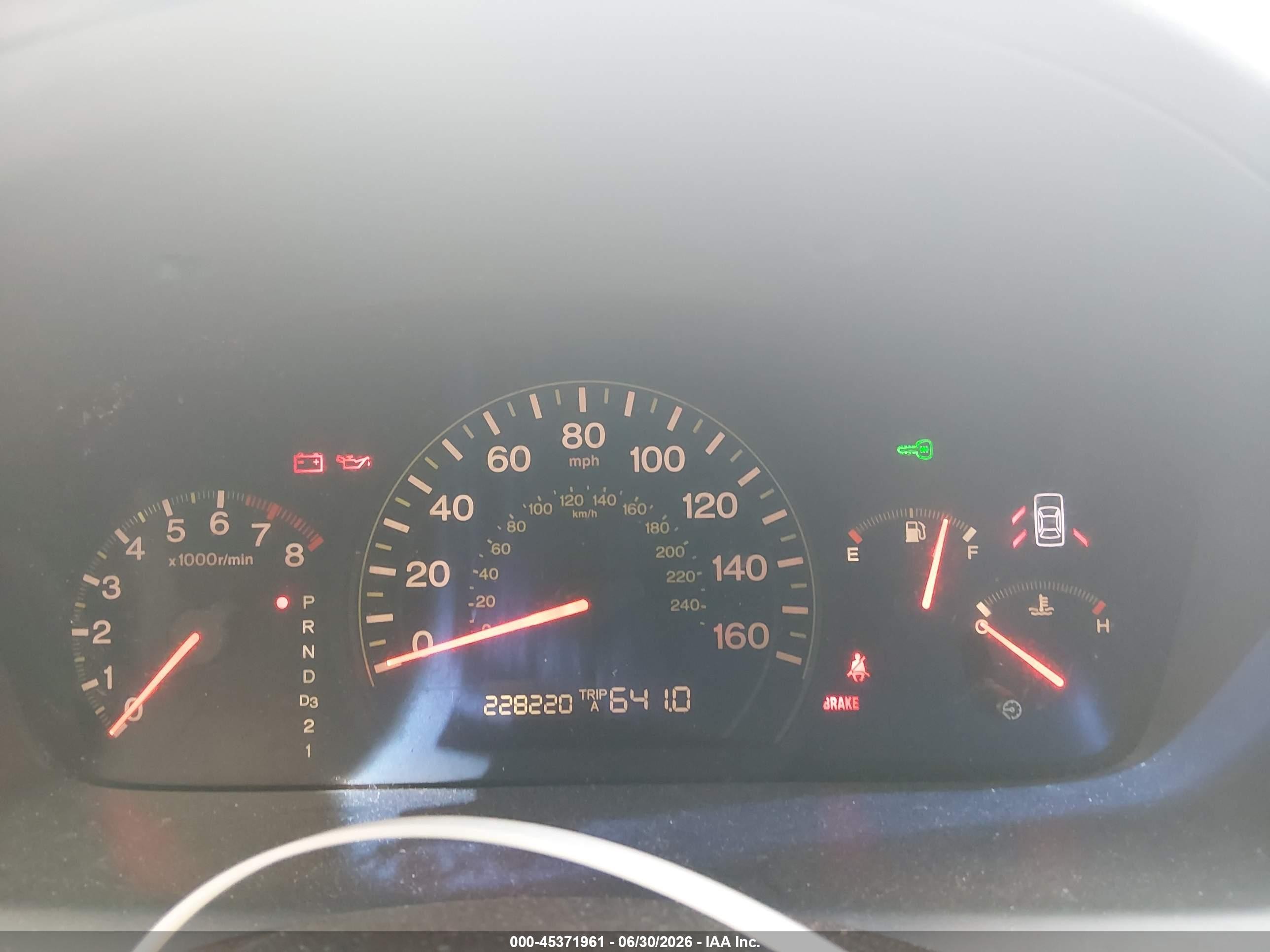 2004 Honda Accord 2.4 Lx Silver vin: 1HGCM56404A152998