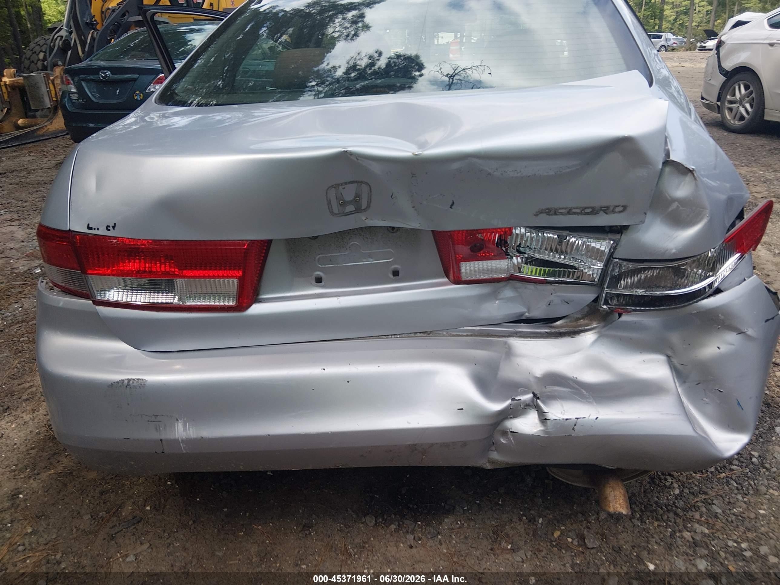 2004 Honda Accord 2.4 Lx Silver vin: 1HGCM56404A152998