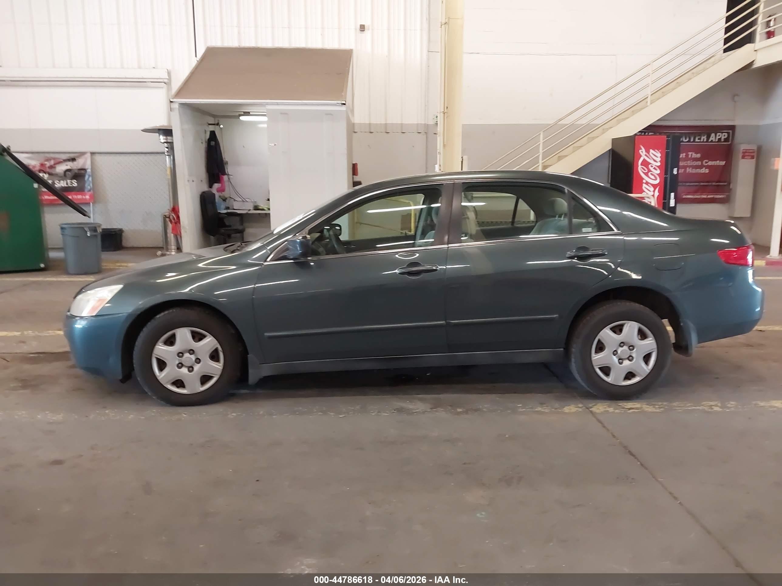 2005 Honda Accord 2.4 Lx Gray vin: 1HGCM56405A006912