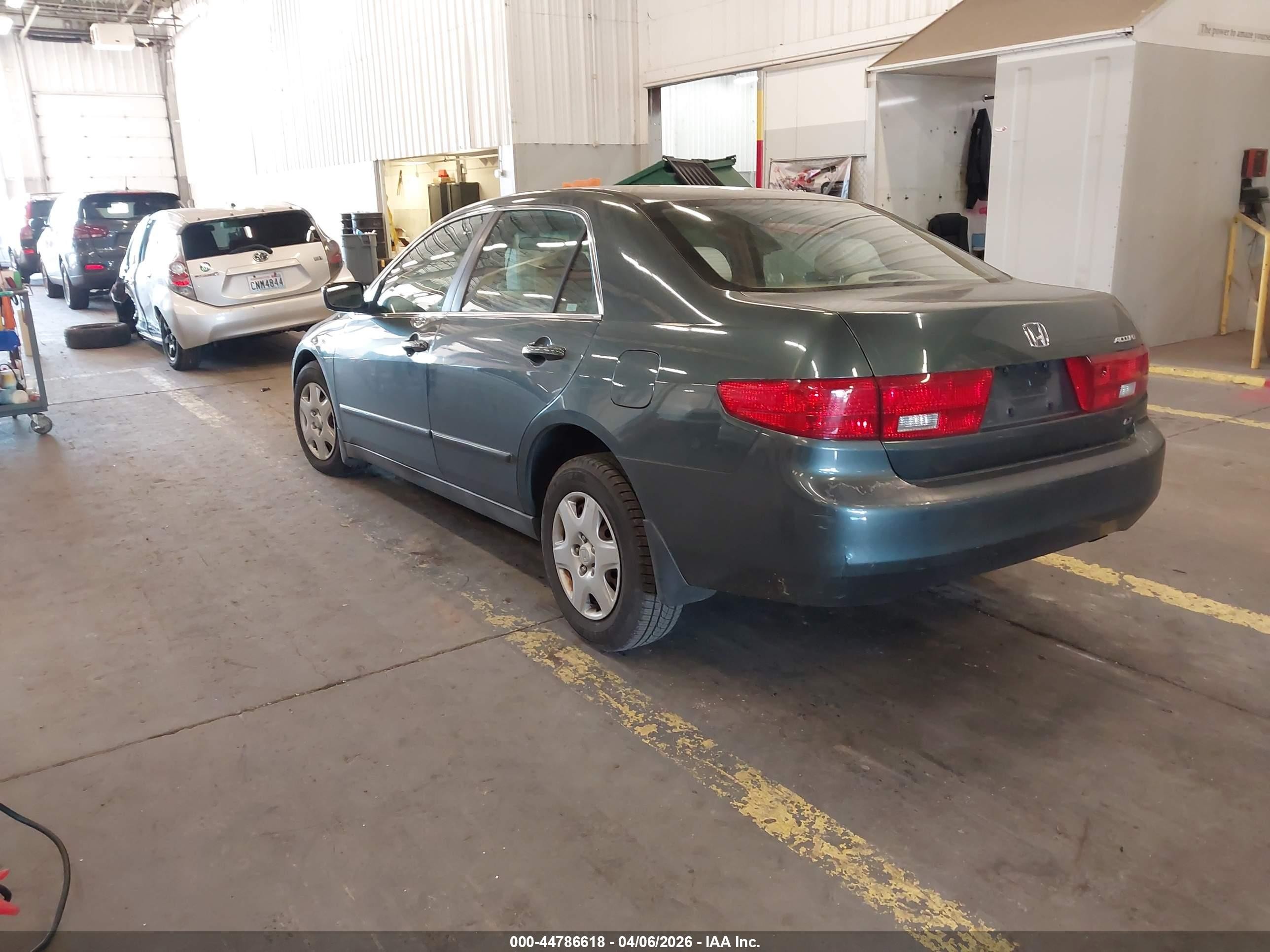 2005 Honda Accord 2.4 Lx Gray vin: 1HGCM56405A006912