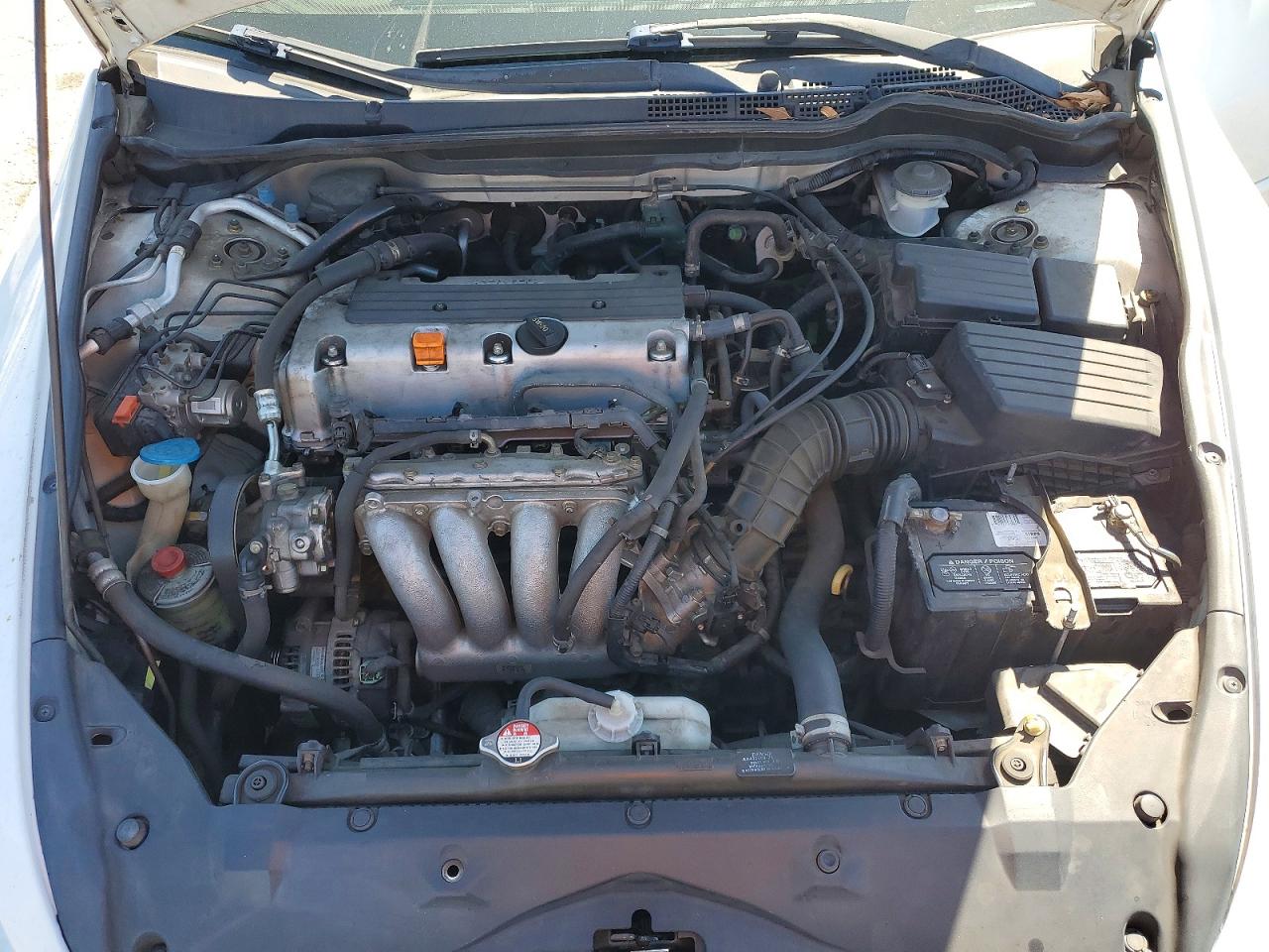 2005 Honda Accord Lx White vin: 1HGCM56405A092898