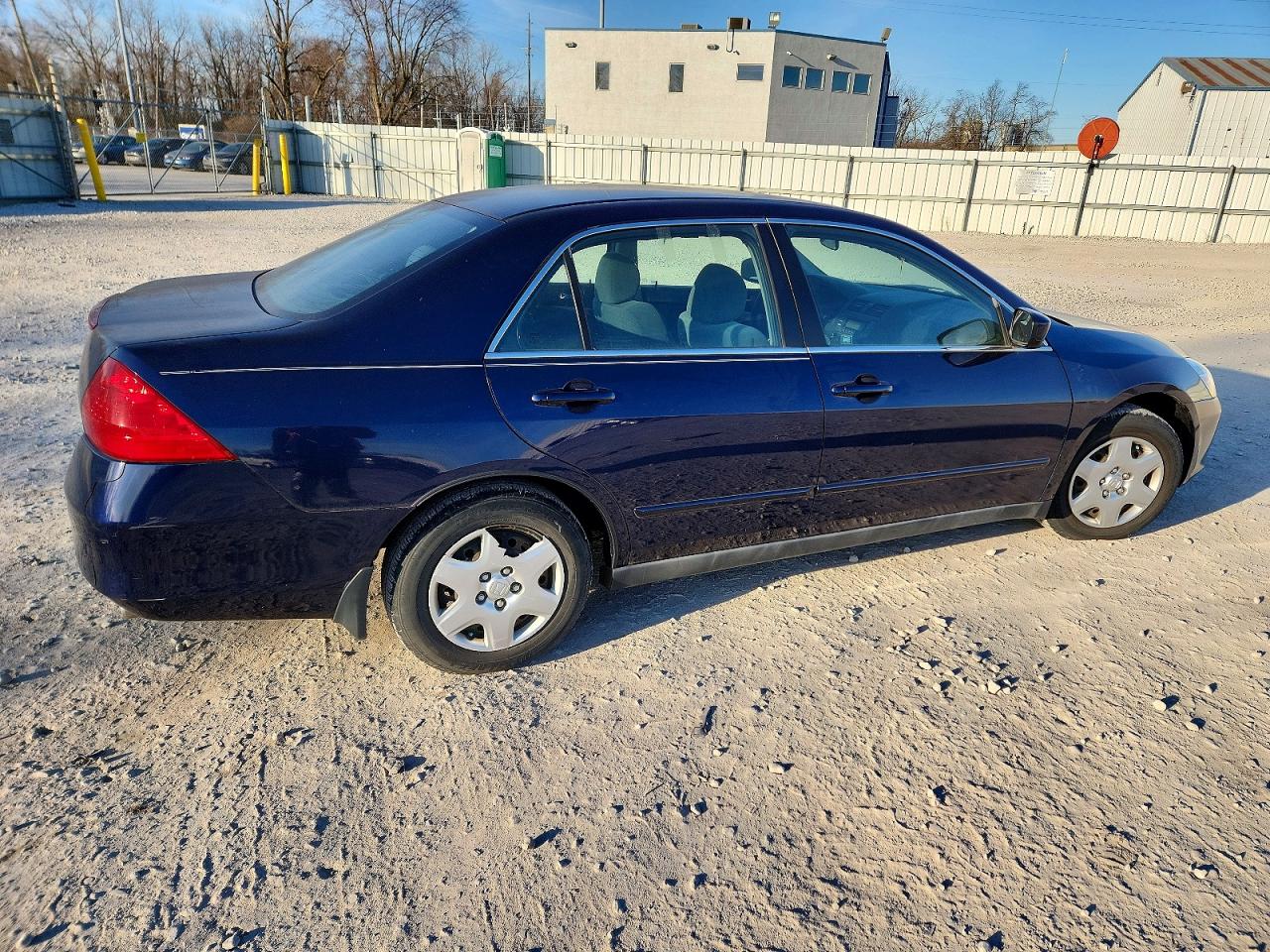 2007 Honda Accord Lx Blue vin: 1HGCM56407A122372