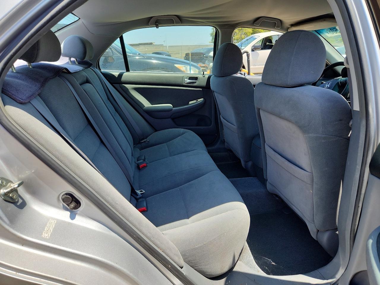 2007 Honda Accord Lx Серебряный vin: 1HGCM56407A154951