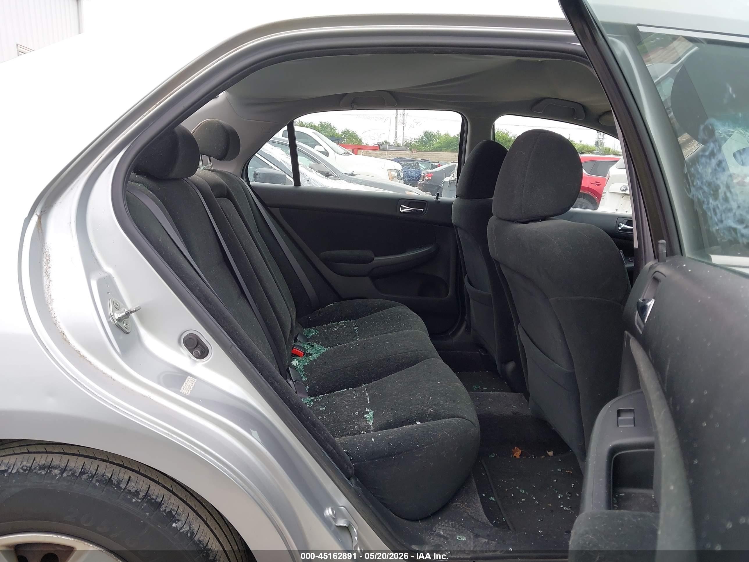 2007 Honda Accord 2.4 Lx Серебряный vin: 1HGCM56407A209804