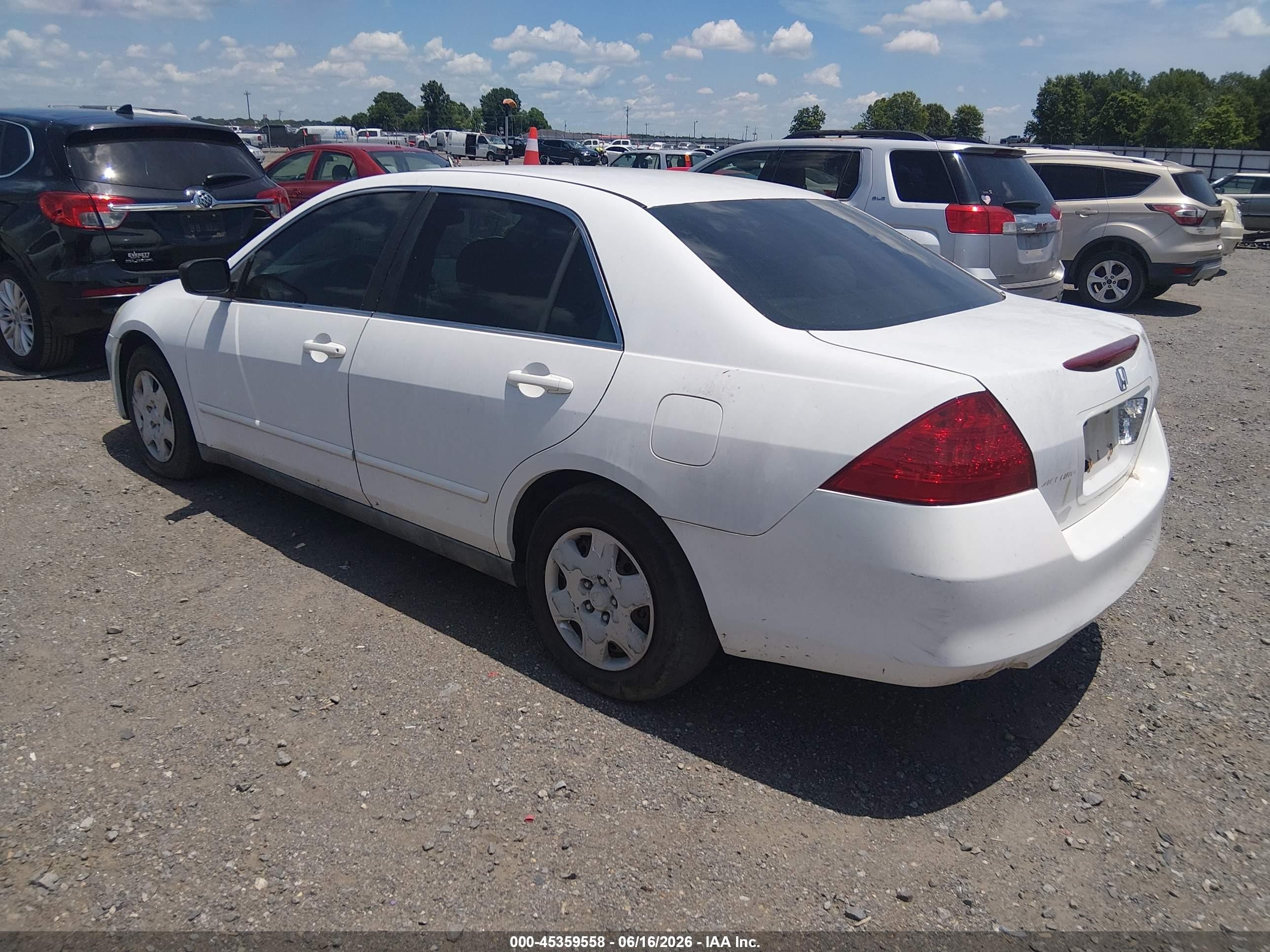 2007 Honda Accord 2.4 Lx White vin: 1HGCM56417A001172