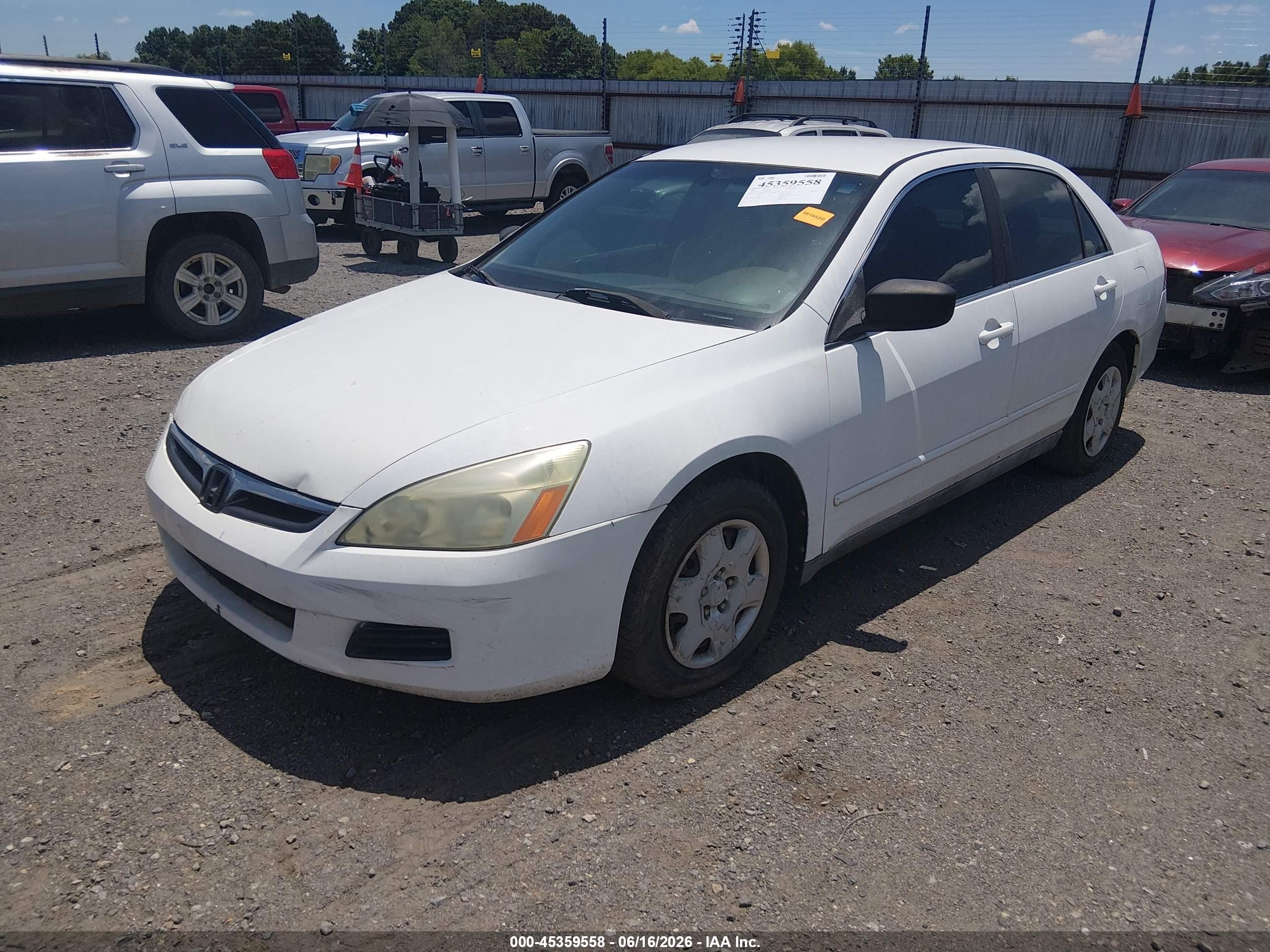 2007 Honda Accord 2.4 Lx White vin: 1HGCM56417A001172