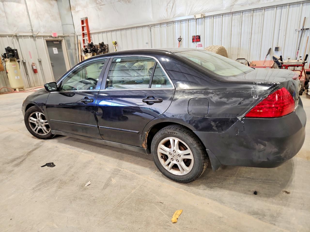 2007 Honda Accord Lx Black vin: 1HGCM56417A004718