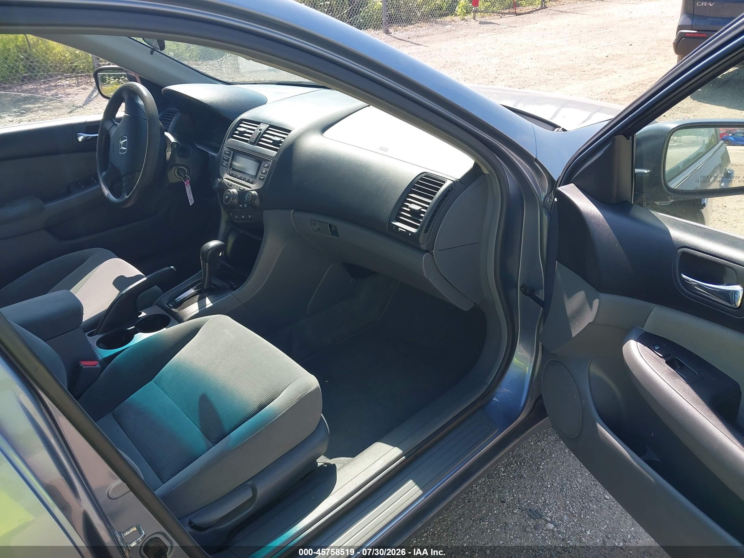 2007 Honda Accord 2.4 Lx Синий vin: 1HGCM56417A069648