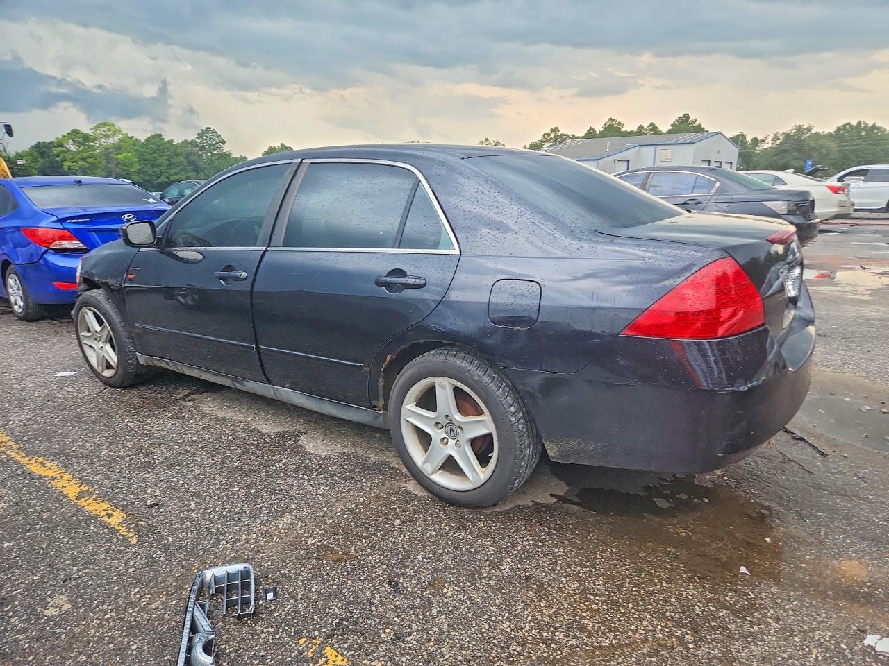 2007 Honda Accord Lx Black vin: 1HGCM56417A150472