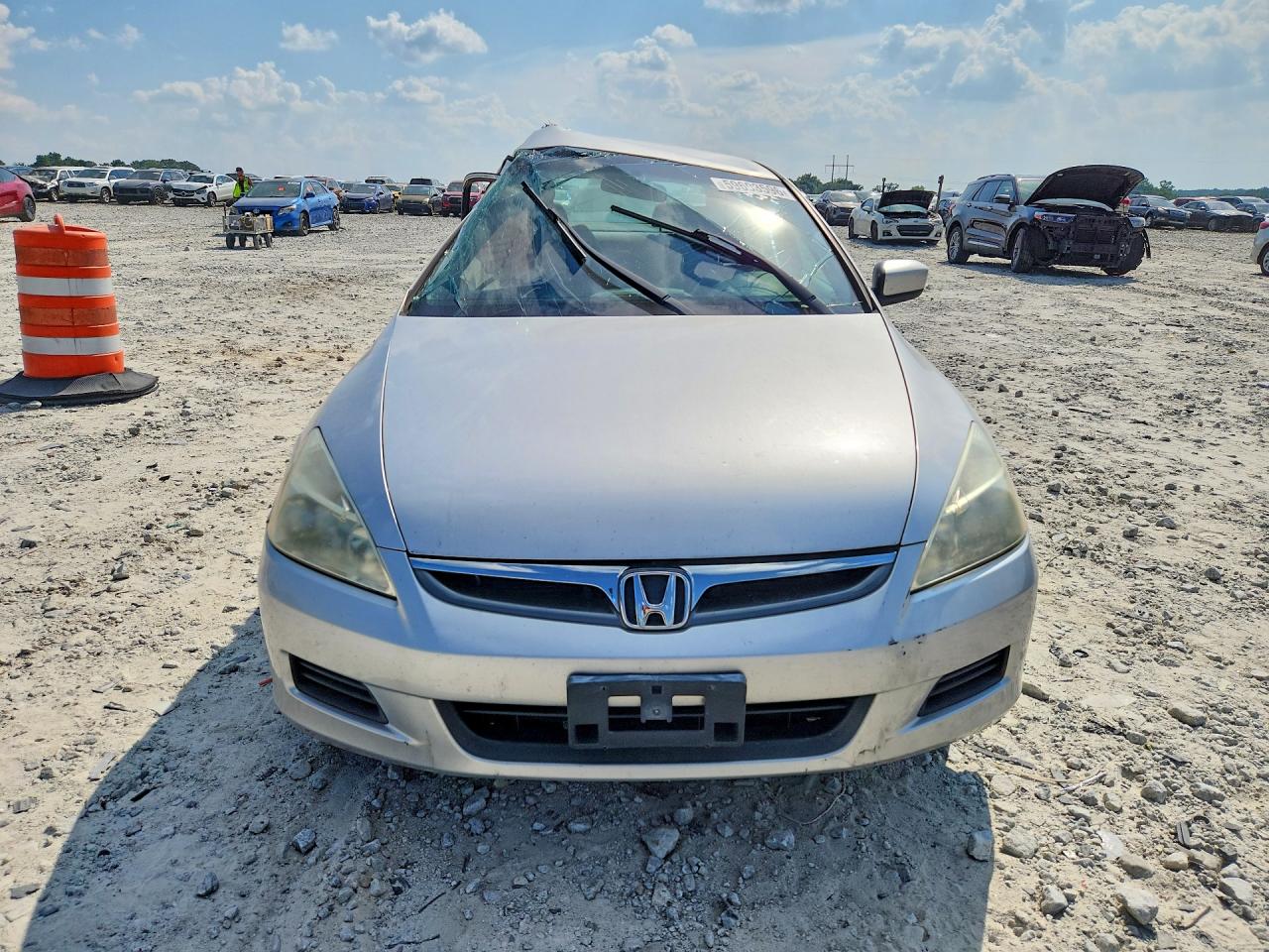 2007 Honda Accord Lx Silver vin: 1HGCM56417A213246