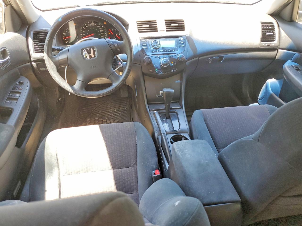 2003 Honda Accord Lx Silver vin: 1HGCM56423A812618
