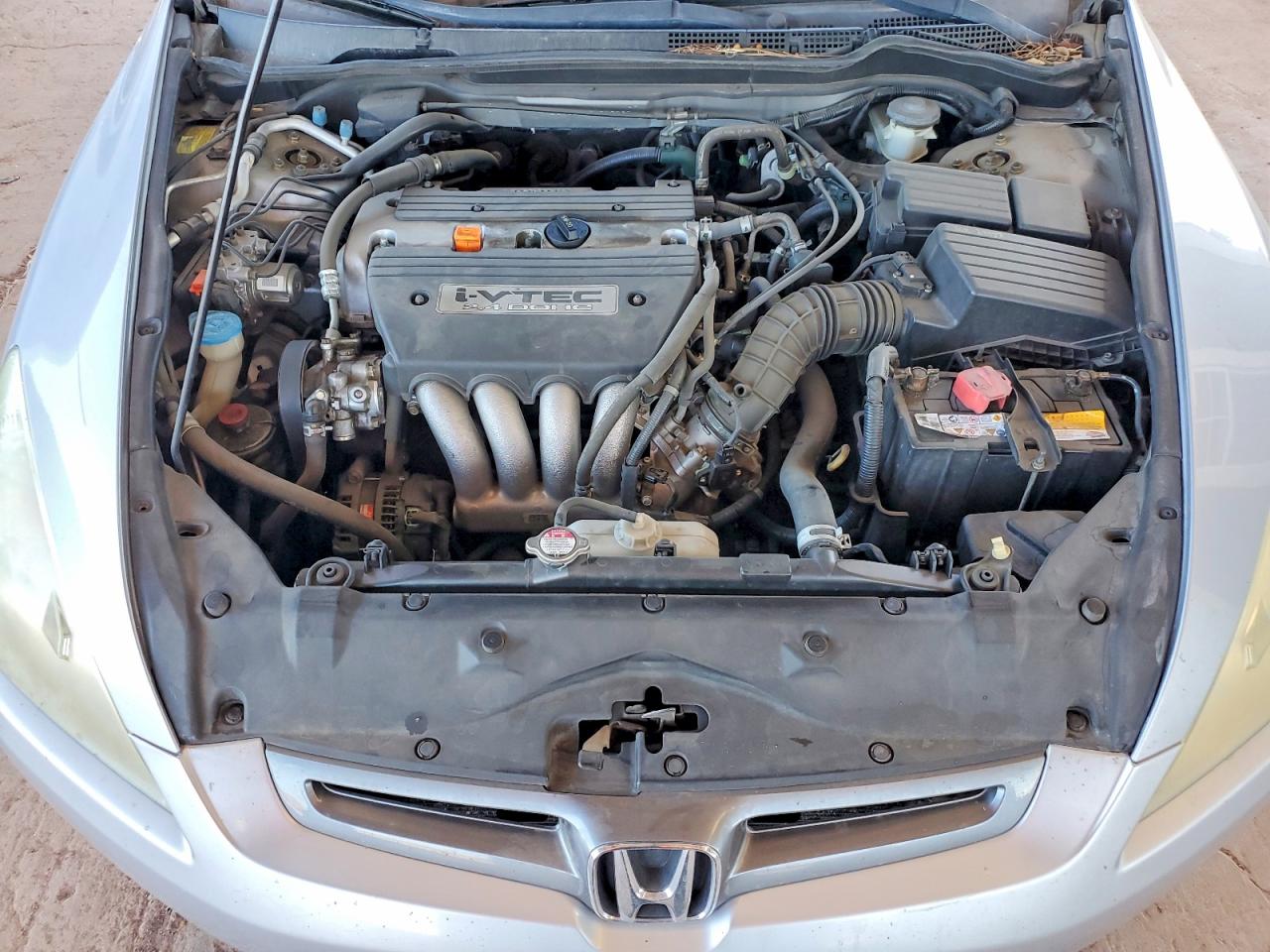 2005 Honda Accord Lx Silver vin: 1HGCM56425A018060