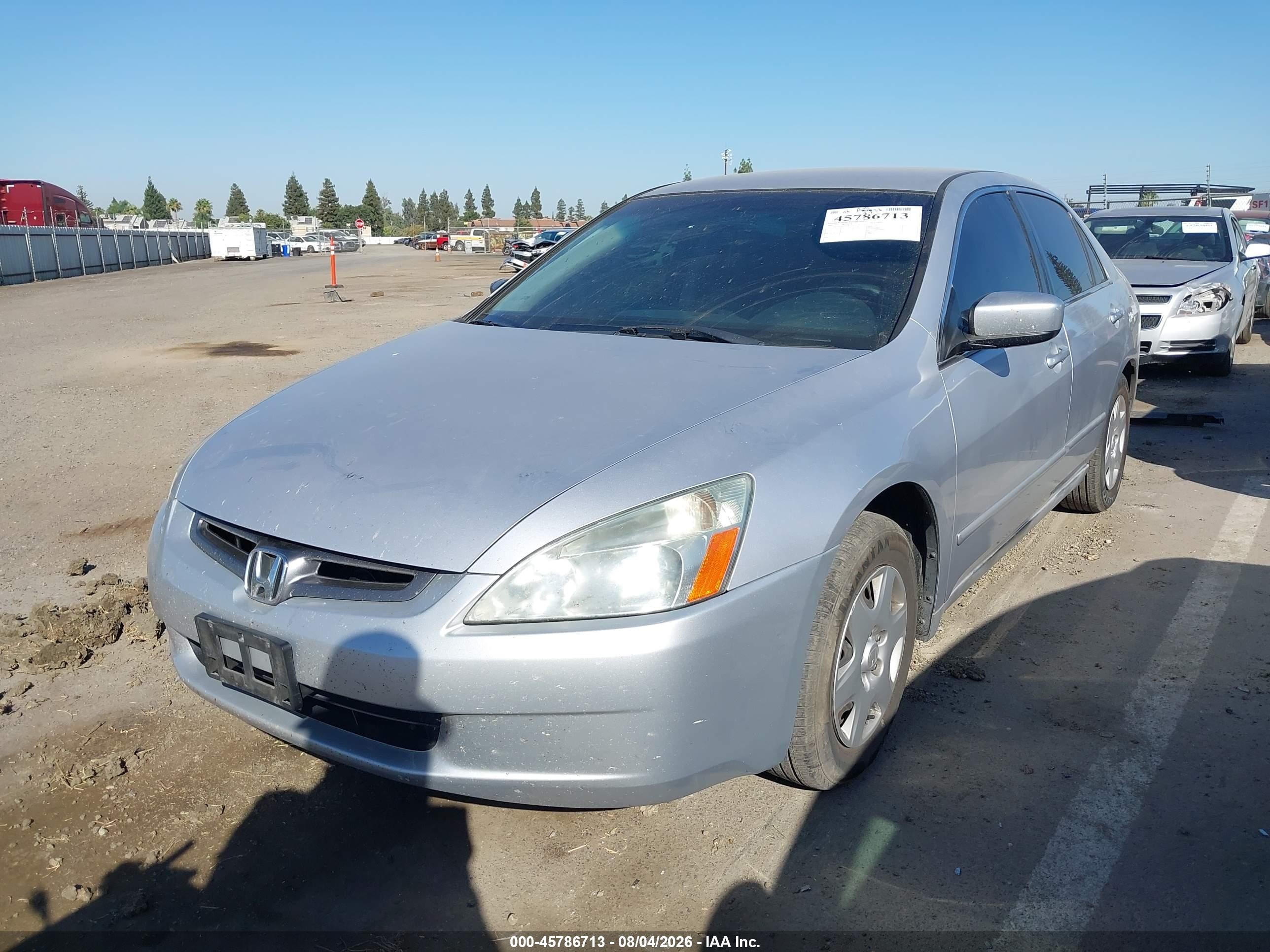 2005 Honda Accord 2.4 Lx Серебряный vin: 1HGCM56425A085774