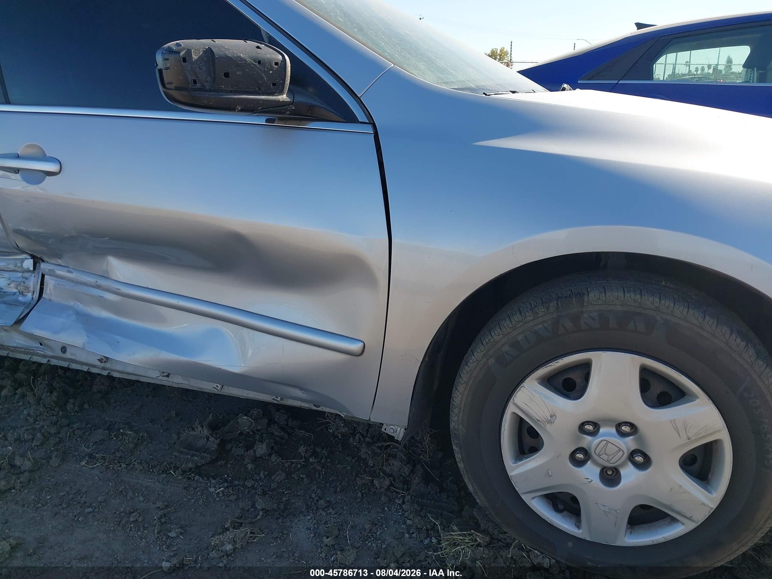 2005 Honda Accord 2.4 Lx Серебряный vin: 1HGCM56425A085774
