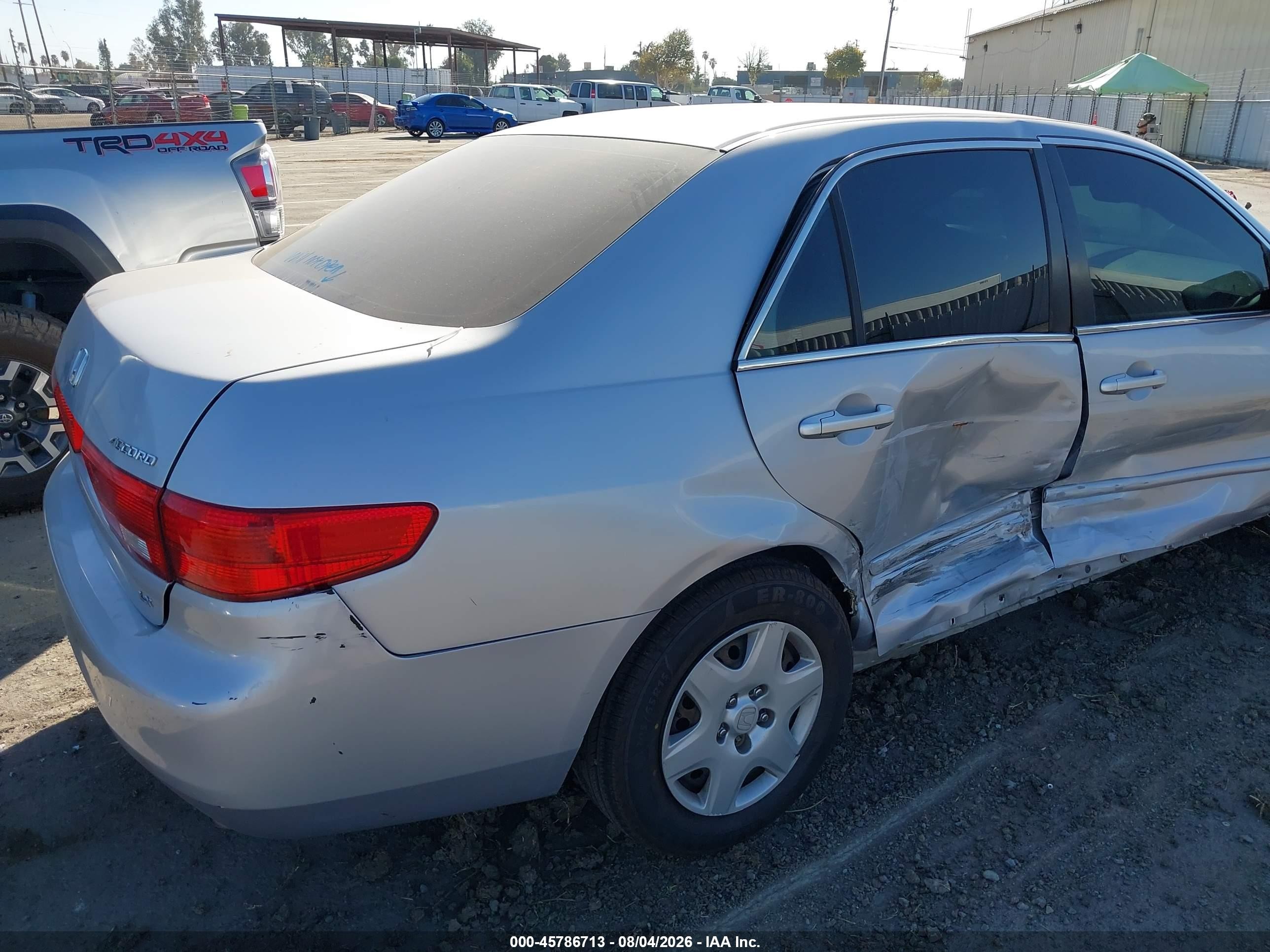 2005 Honda Accord 2.4 Lx Серебряный vin: 1HGCM56425A085774