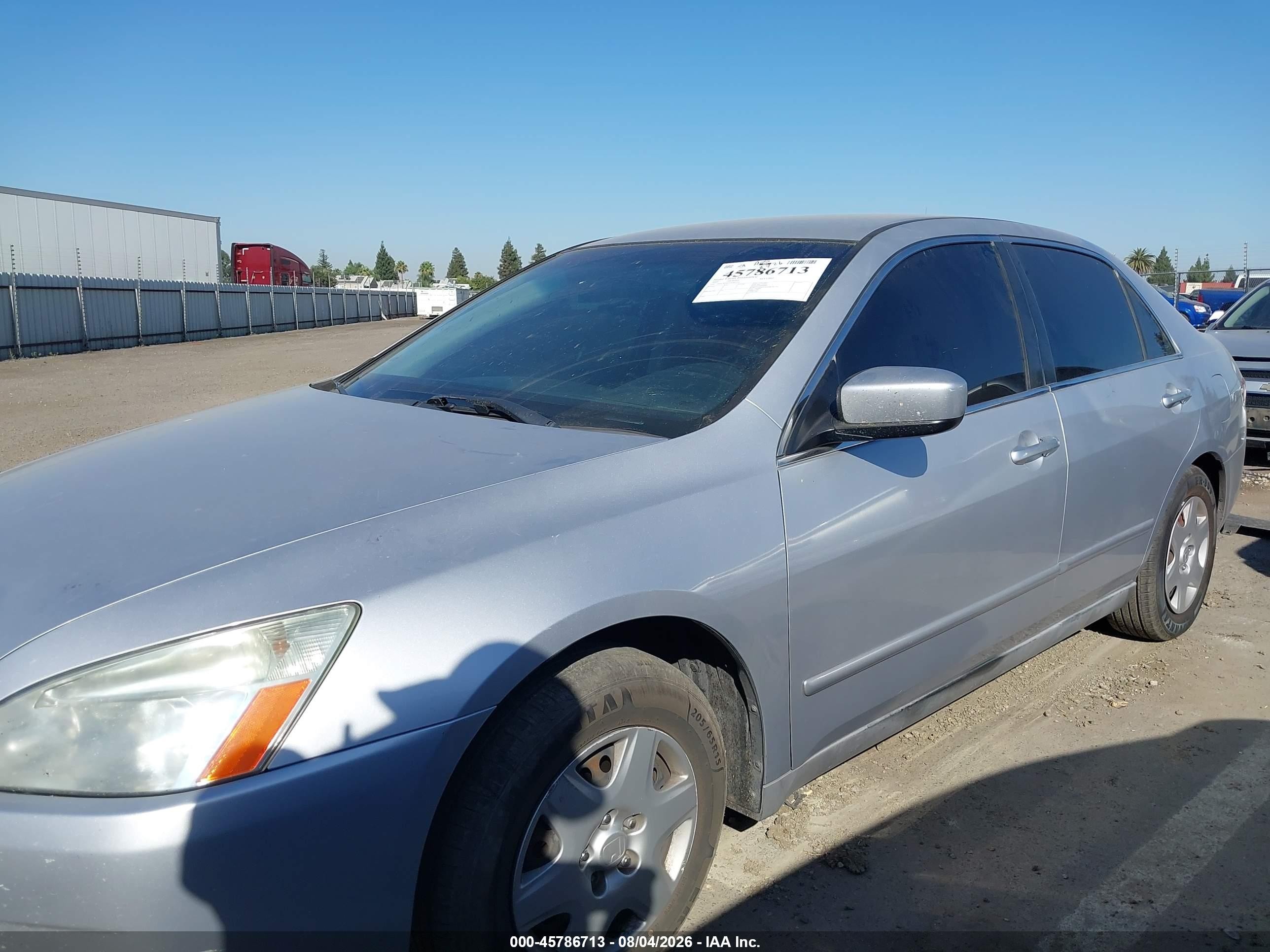 2005 Honda Accord 2.4 Lx Серебряный vin: 1HGCM56425A085774