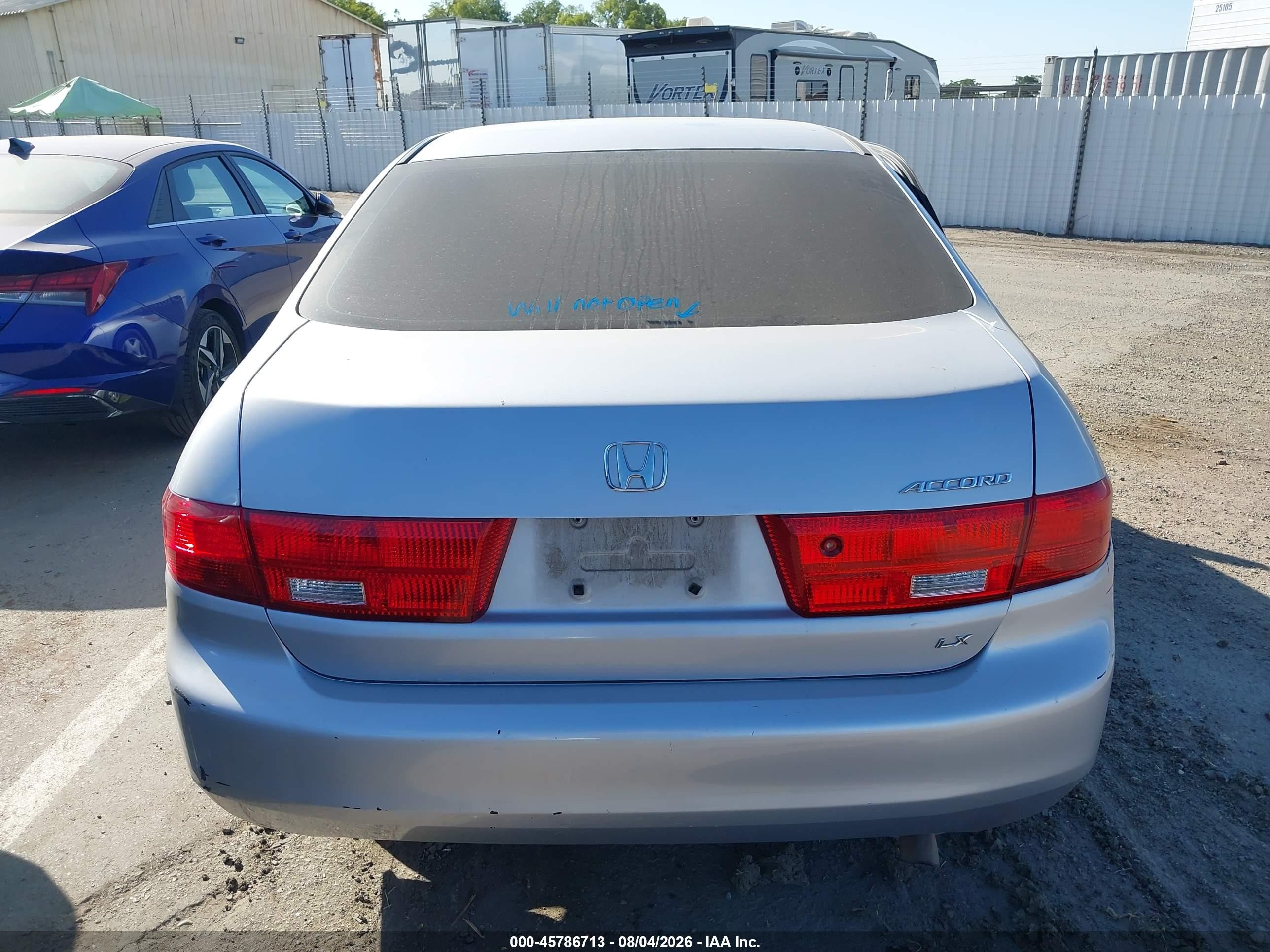 2005 Honda Accord 2.4 Lx Серебряный vin: 1HGCM56425A085774