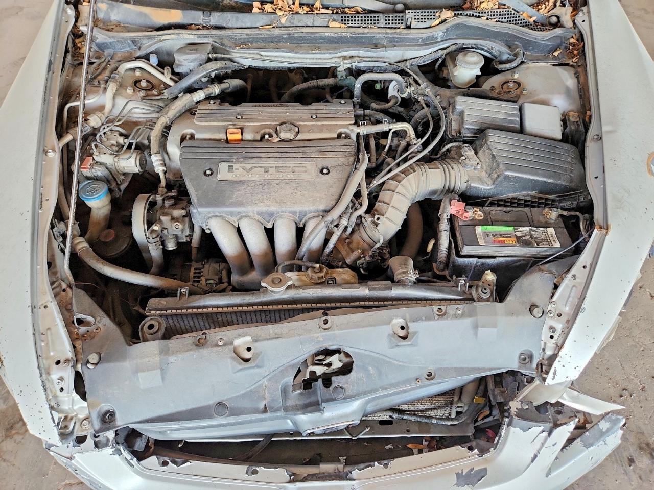 2005 Honda Accord Silver vin: 1HGCM56425A186197