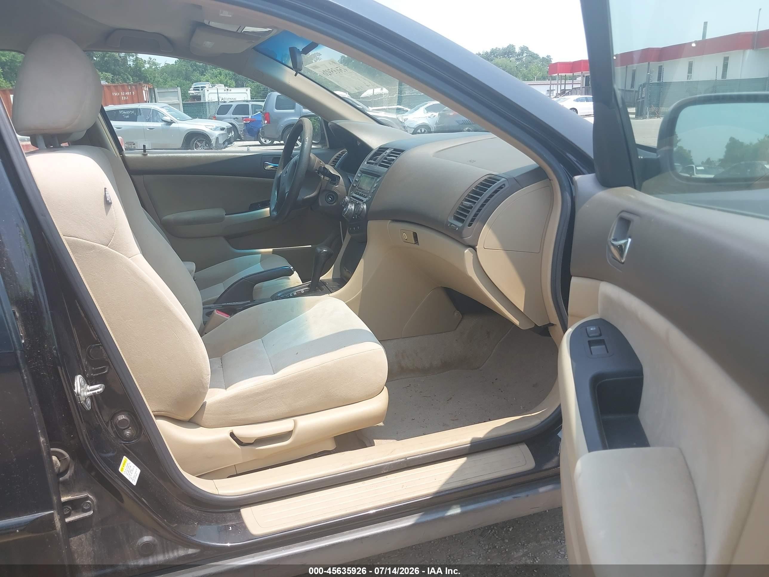 2005 Honda Accord 2.4 Lx Black vin: 1HGCM56425L001618