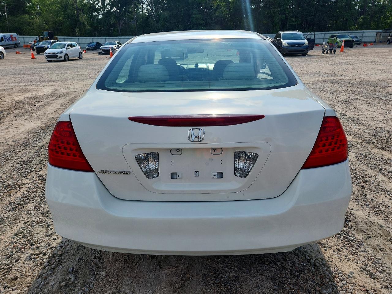 2006 Honda Accord Lx White vin: 1HGCM56426A007125