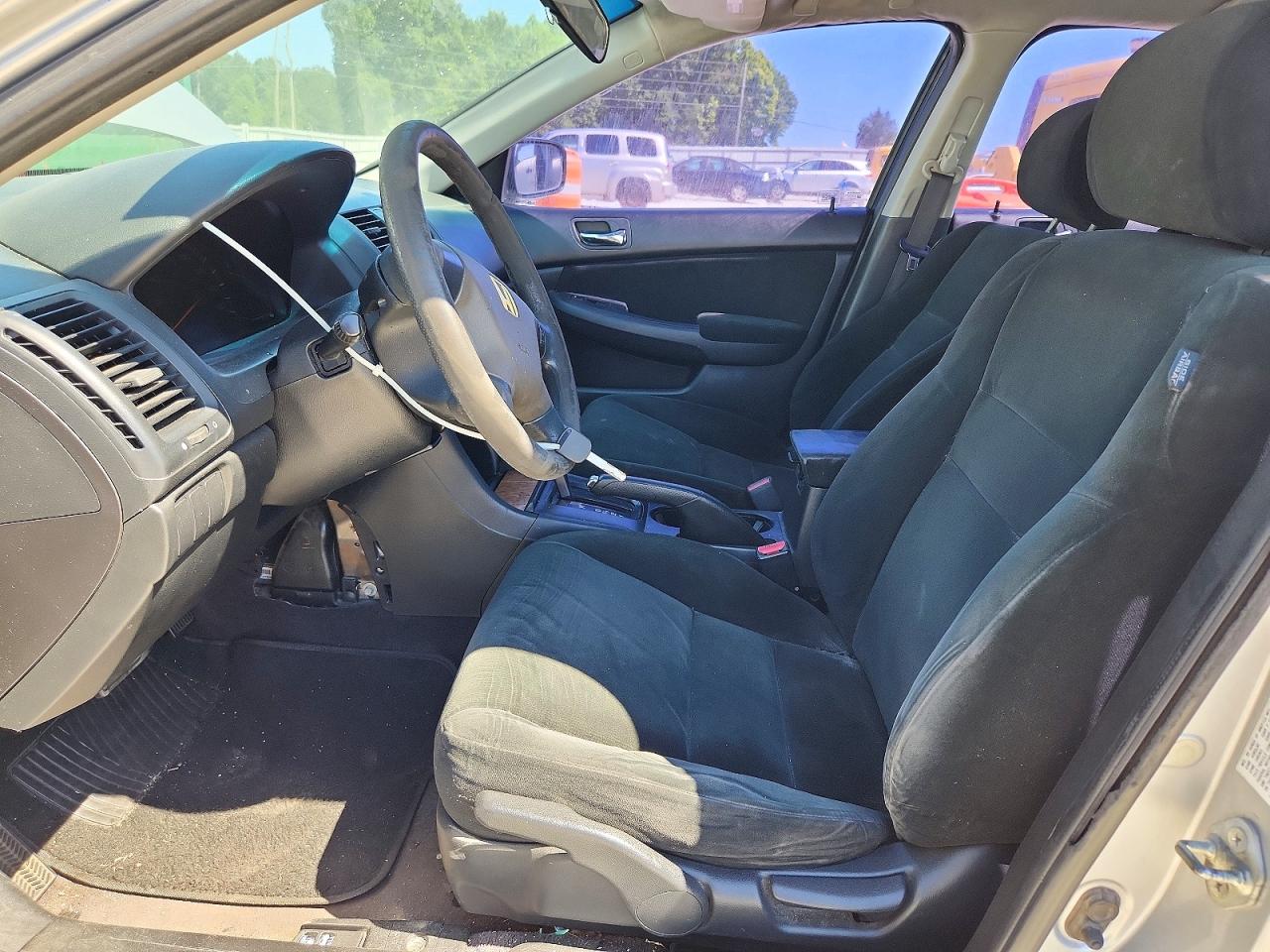 2007 Honda Accord Lx Silver vin: 1HGCM56427A191290