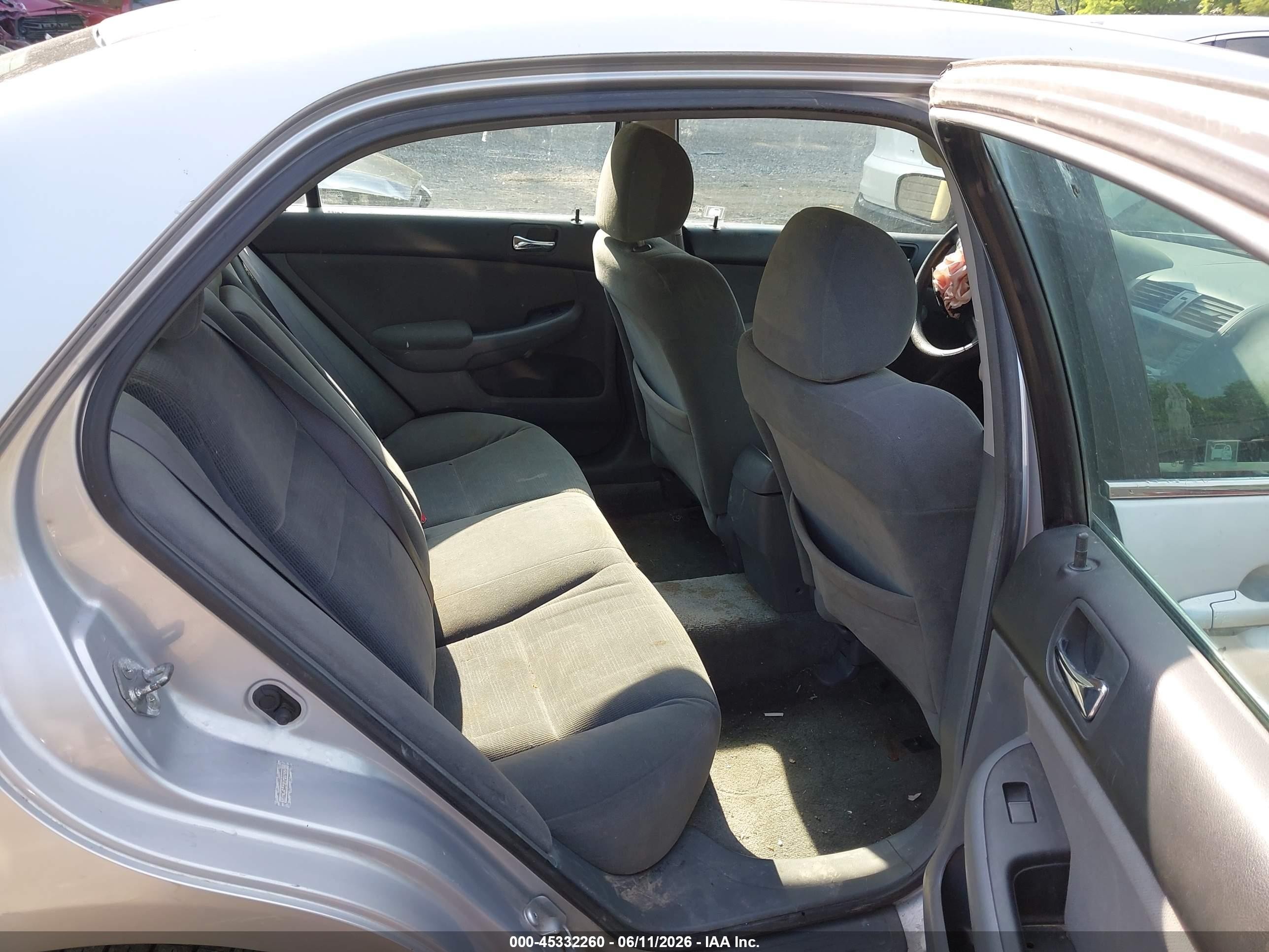2007 Honda Accord 2.4 Lx Silver vin: 1HGCM56427A228225