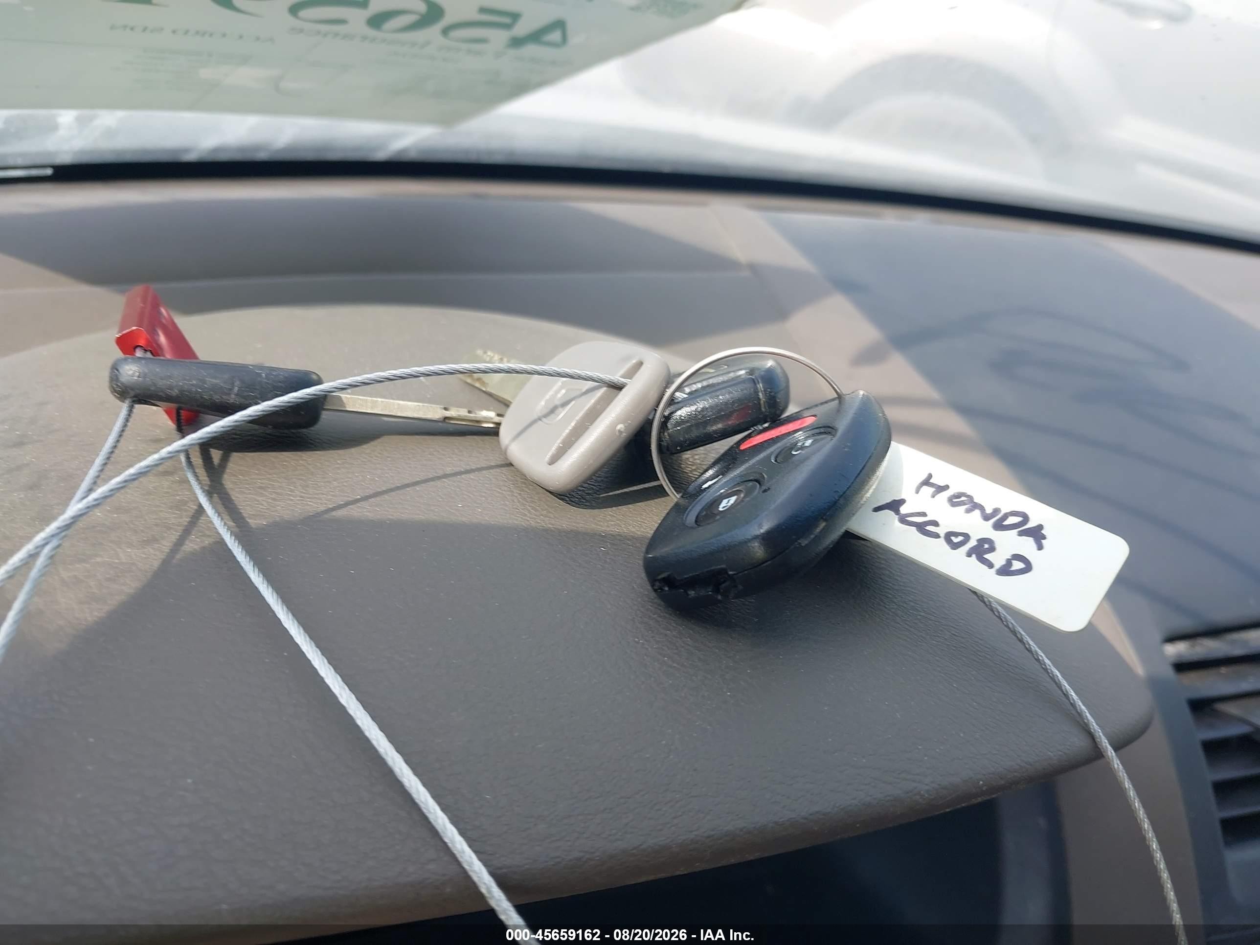 2003 Honda Accord Sdn Lx Золотой vin: 1HGCM56433A030862
