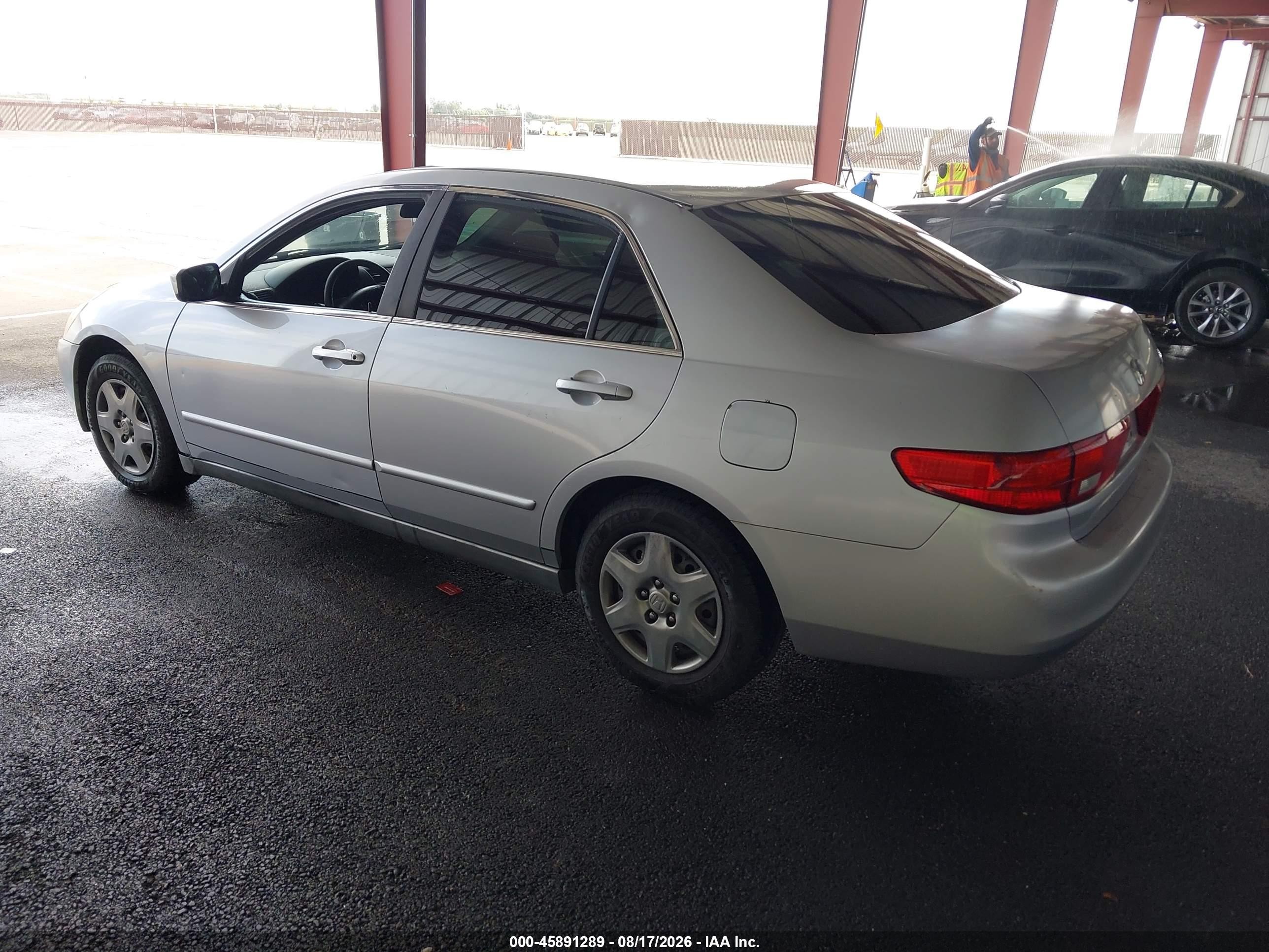 2005 Honda Accord 2.4 Lx Серебряный vin: 1HGCM56435A018813