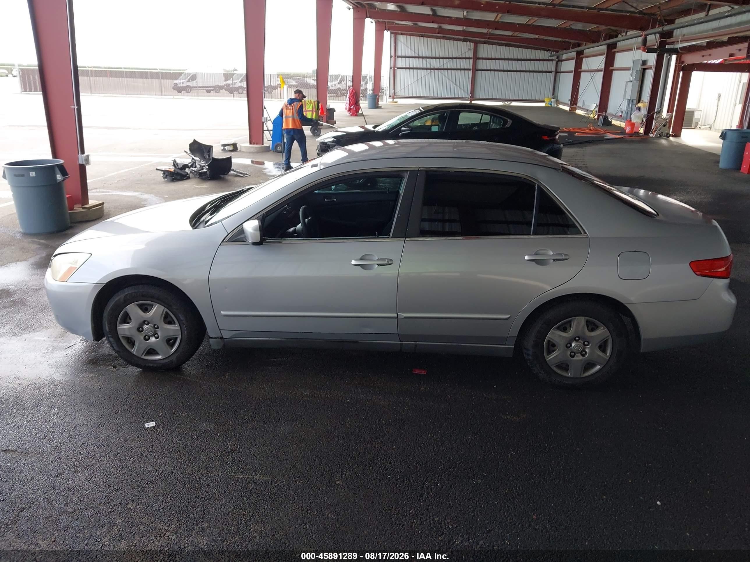 2005 Honda Accord 2.4 Lx Серебряный vin: 1HGCM56435A018813