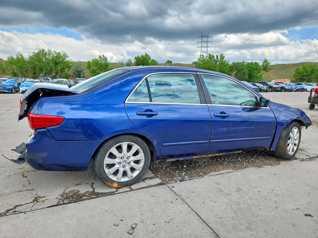 2005 Honda Accord Lx Blue vin: 1HGCM56435A022943