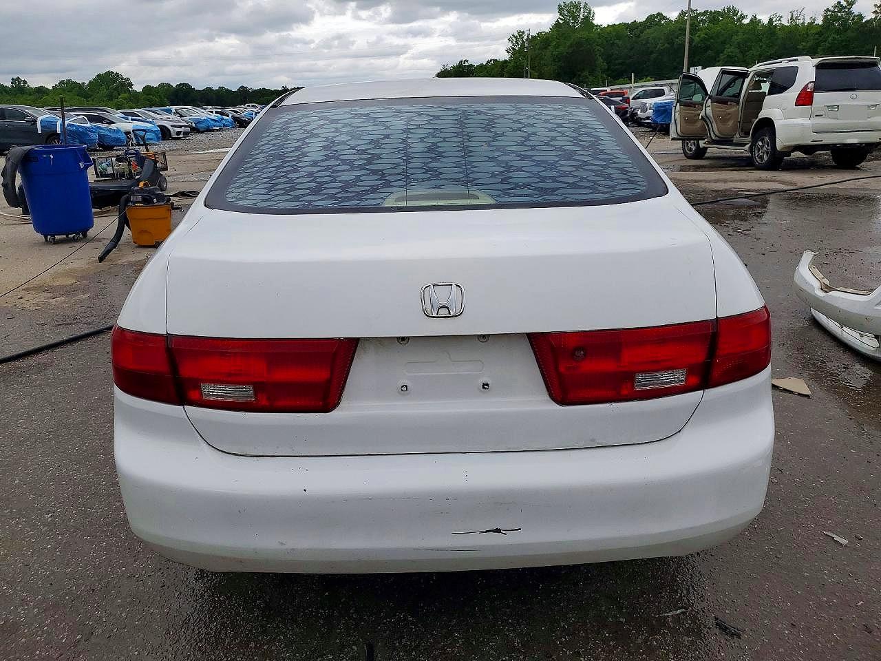 2005 Honda Accord Lx White vin: 1HGCM56435A078901