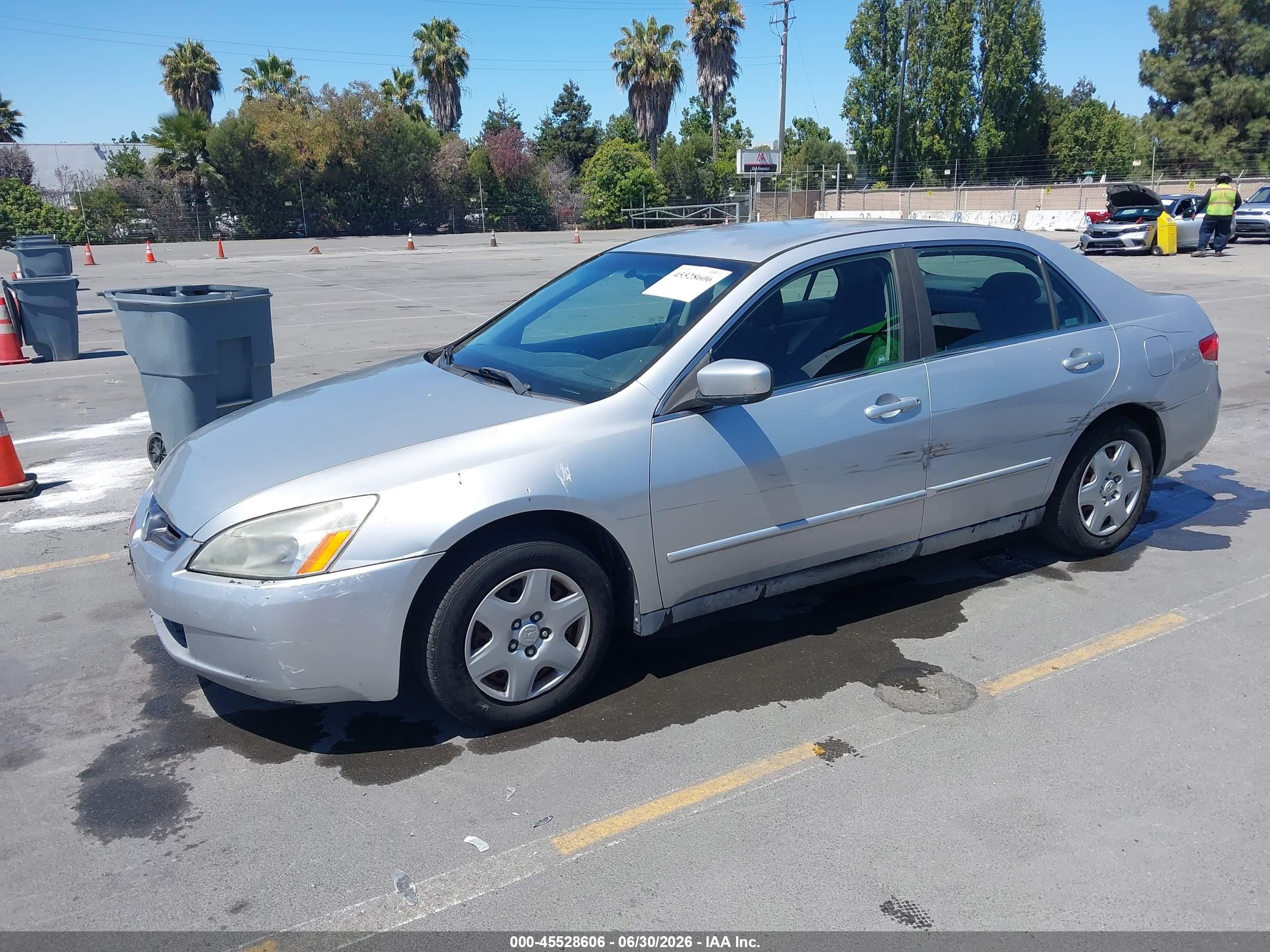 2005 Honda Accord 2.4 Lx Silver vin: 1HGCM56435A185589