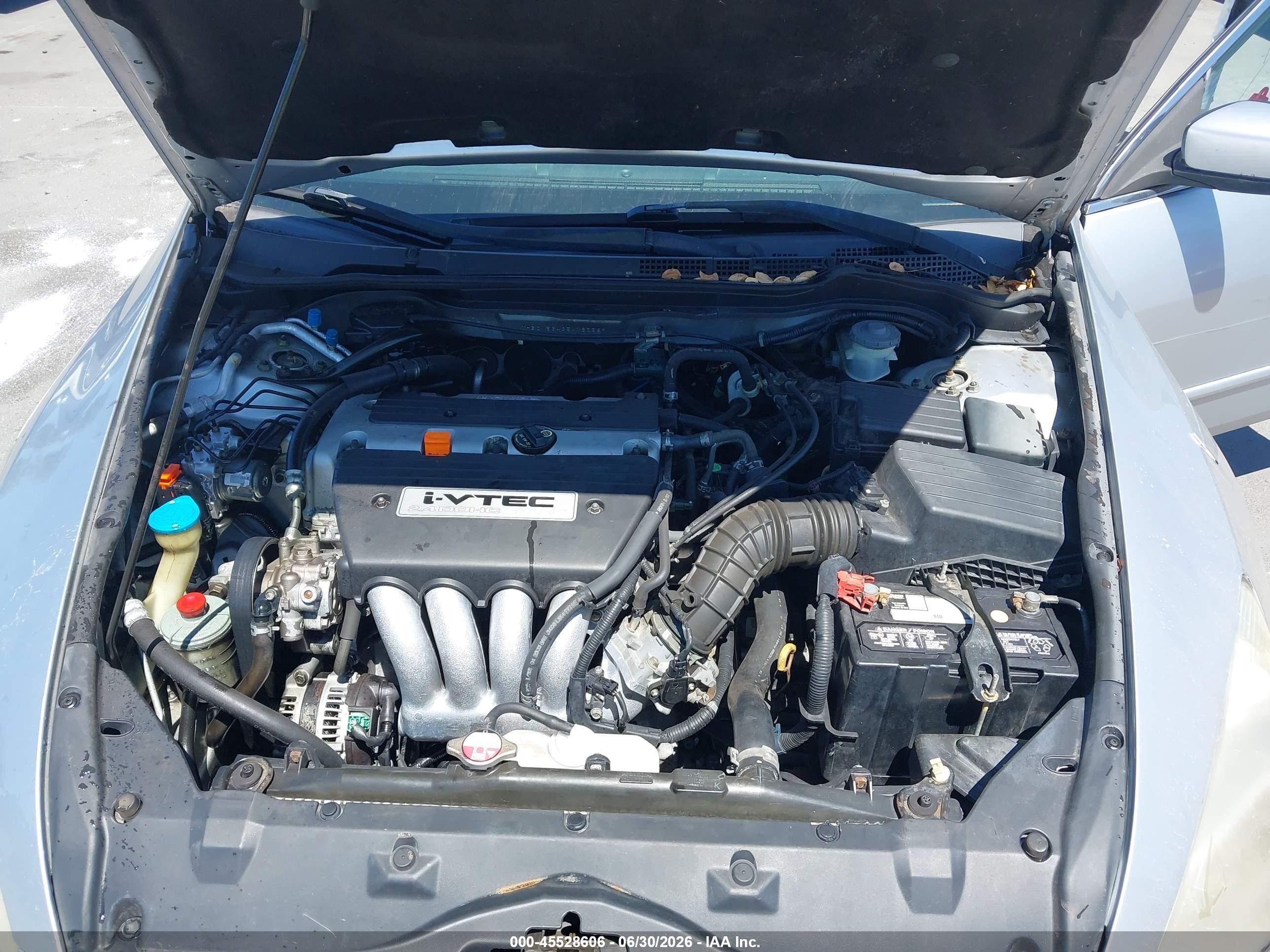 2005 Honda Accord 2.4 Lx Silver vin: 1HGCM56435A185589