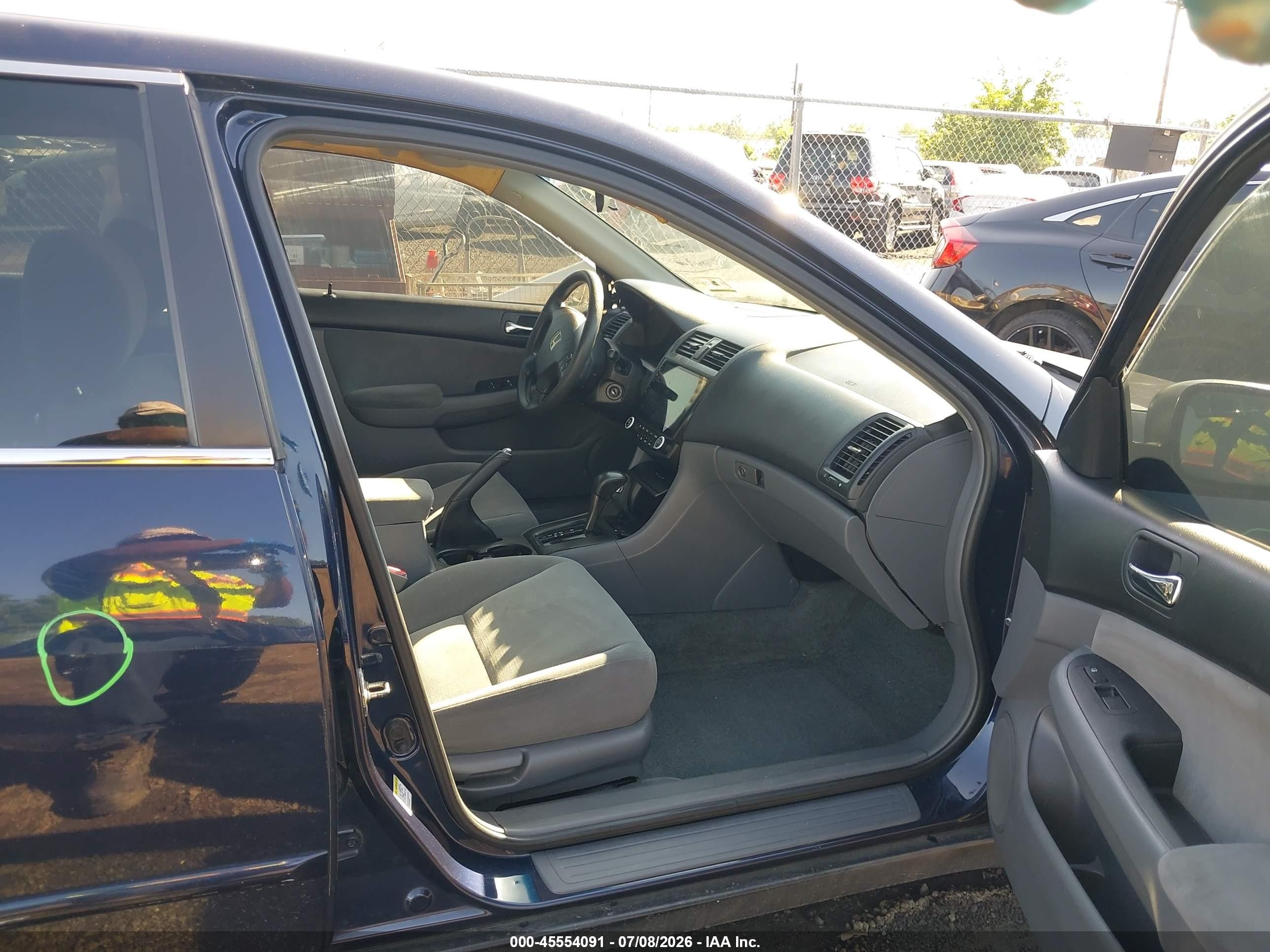2006 Honda Accord 2.4 Lx Blue vin: 1HGCM56436A139472