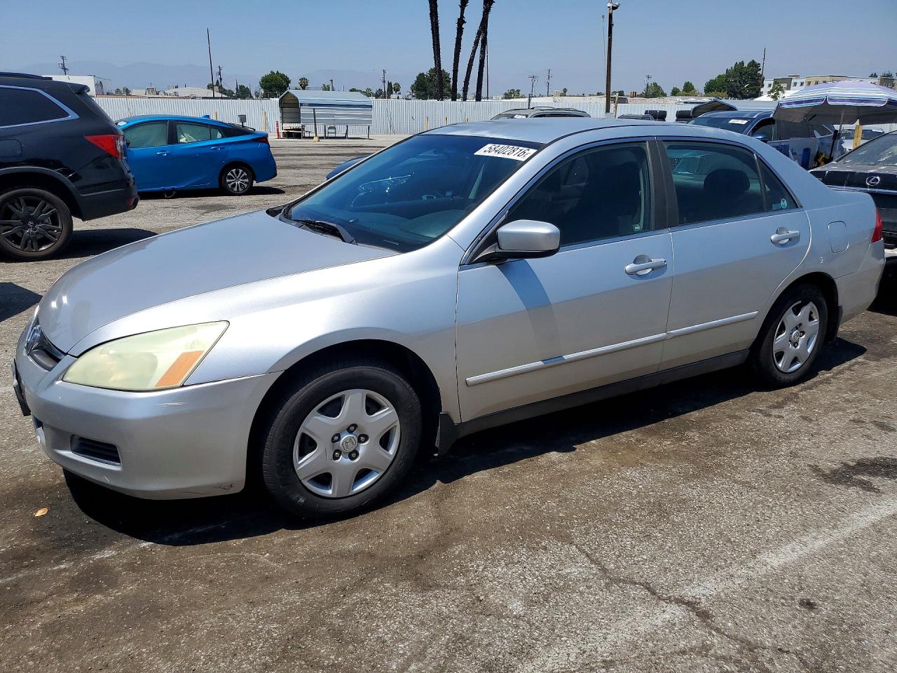 2007 Honda Accord Lx Silver vin: 1HGCM56437A066329