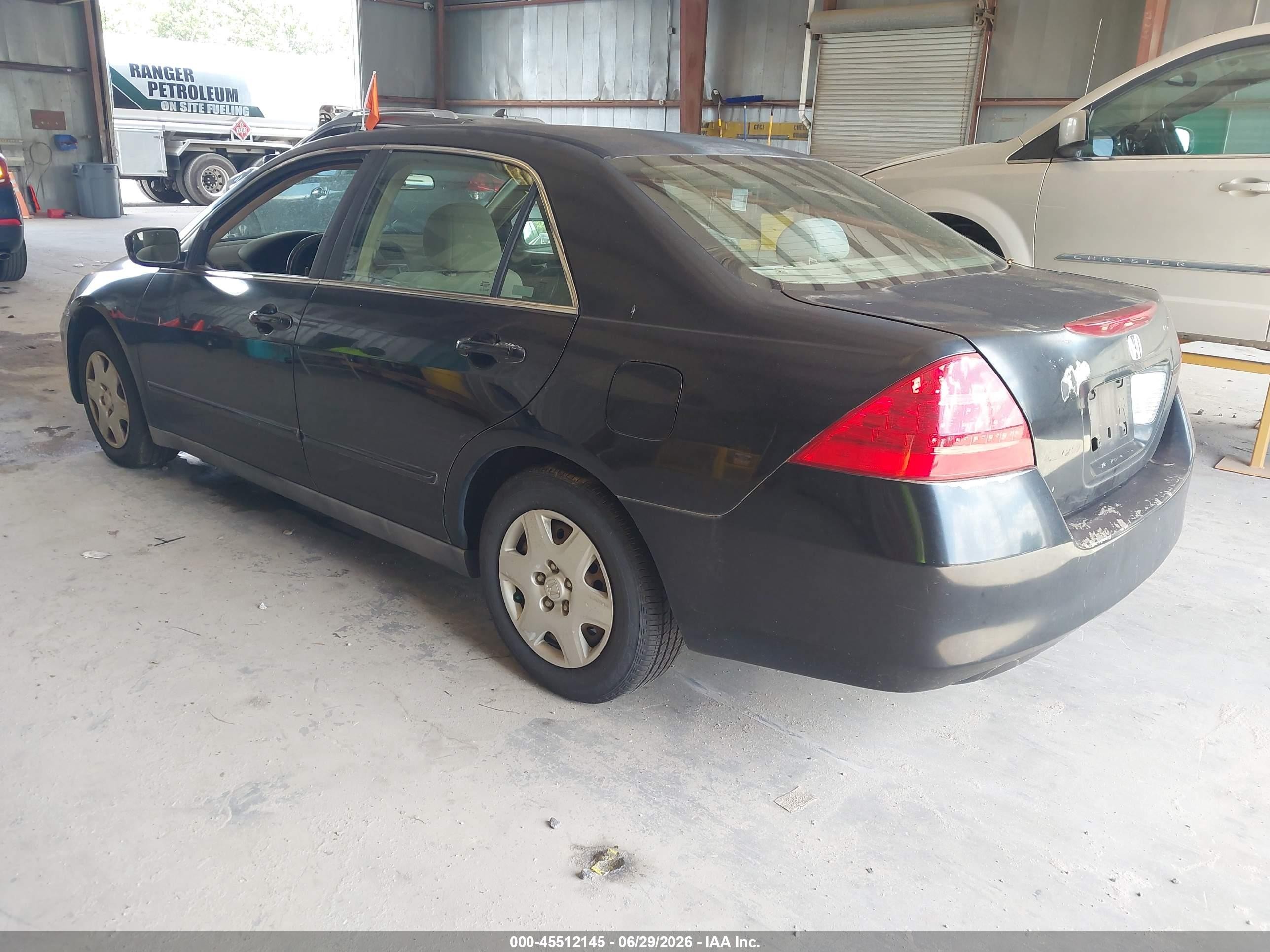 2007 Honda Accord 2.4 Lx Black vin: 1HGCM56437A074477